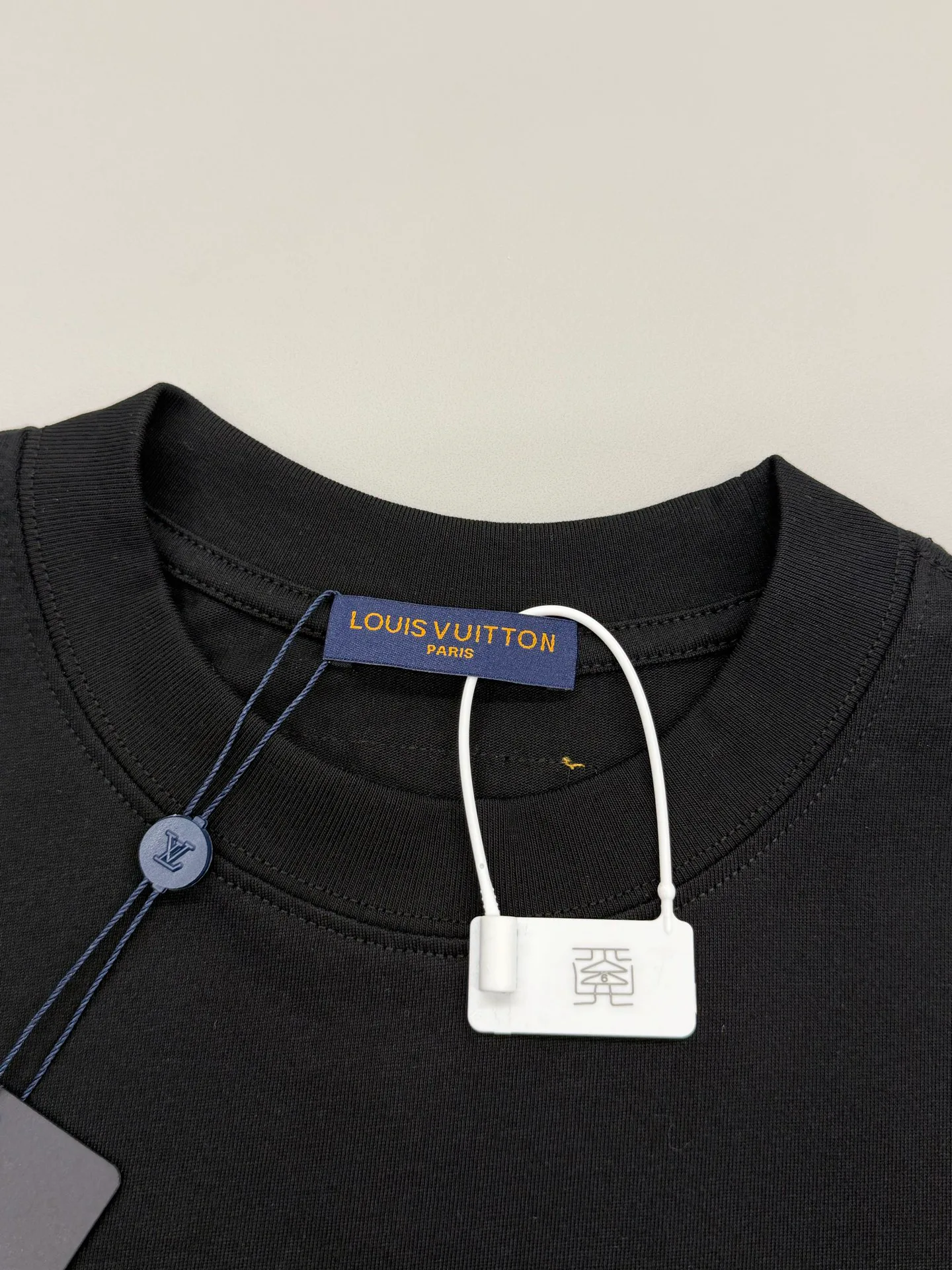 Футболки Женские Louis Vuitton 11411229