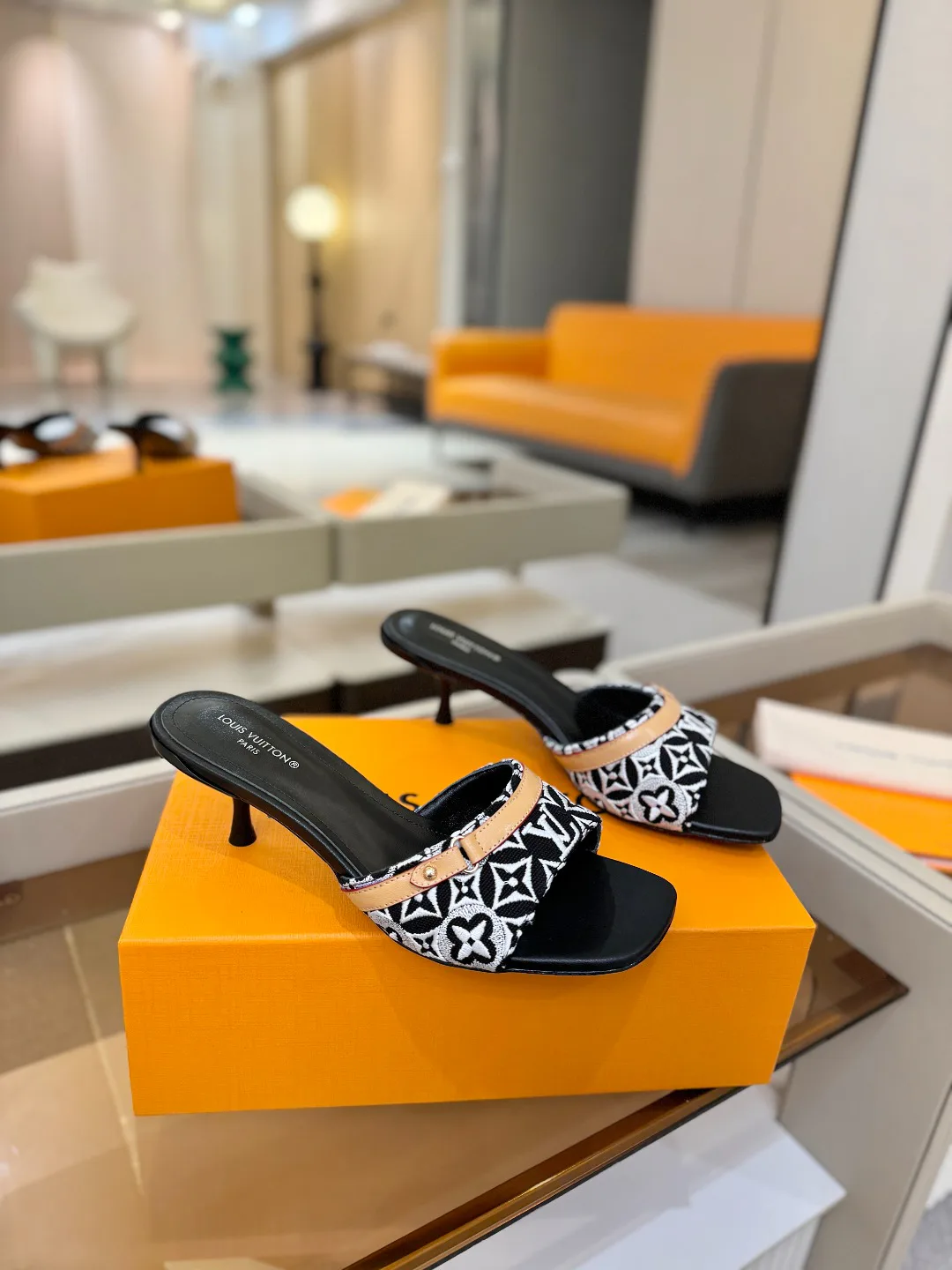 Босоножки Женские Louis Vuitton 9865321