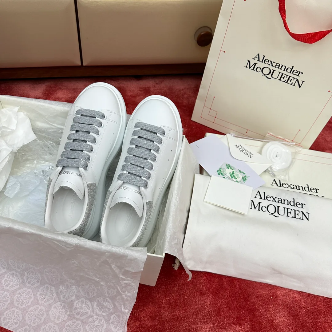 Кроссовки Женские Alexander Mcqueen 11472926