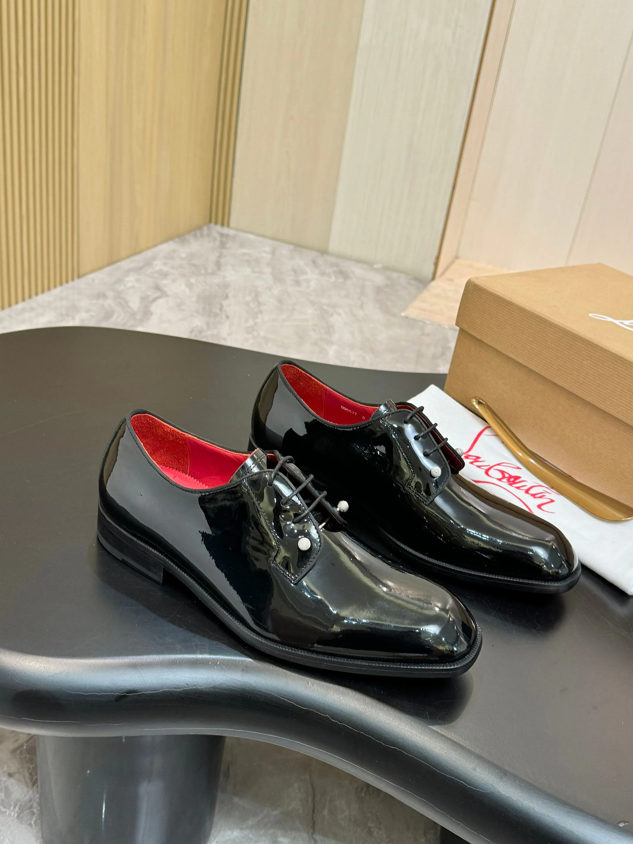 Лоферы И Туфли Мужские Christian Louboutin 18119101