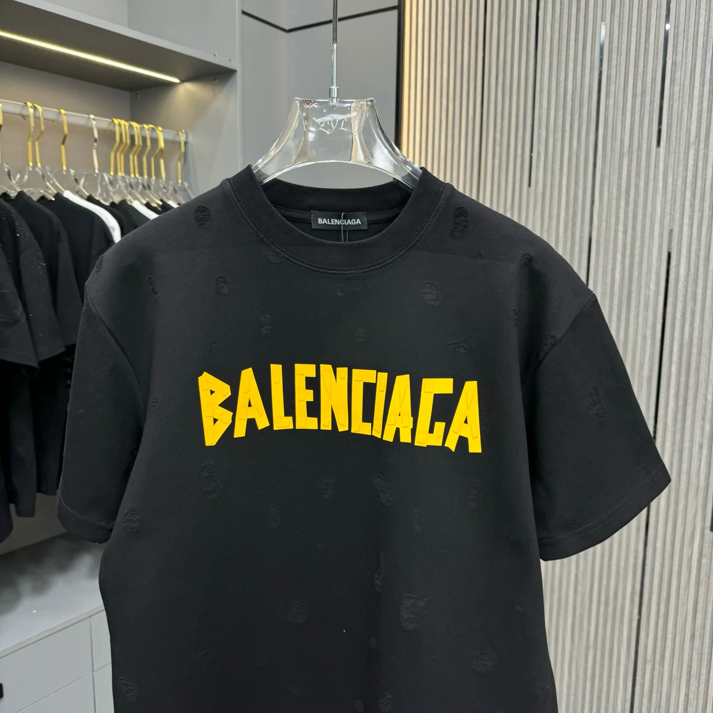 Футболки Женские Balenciaga 4244