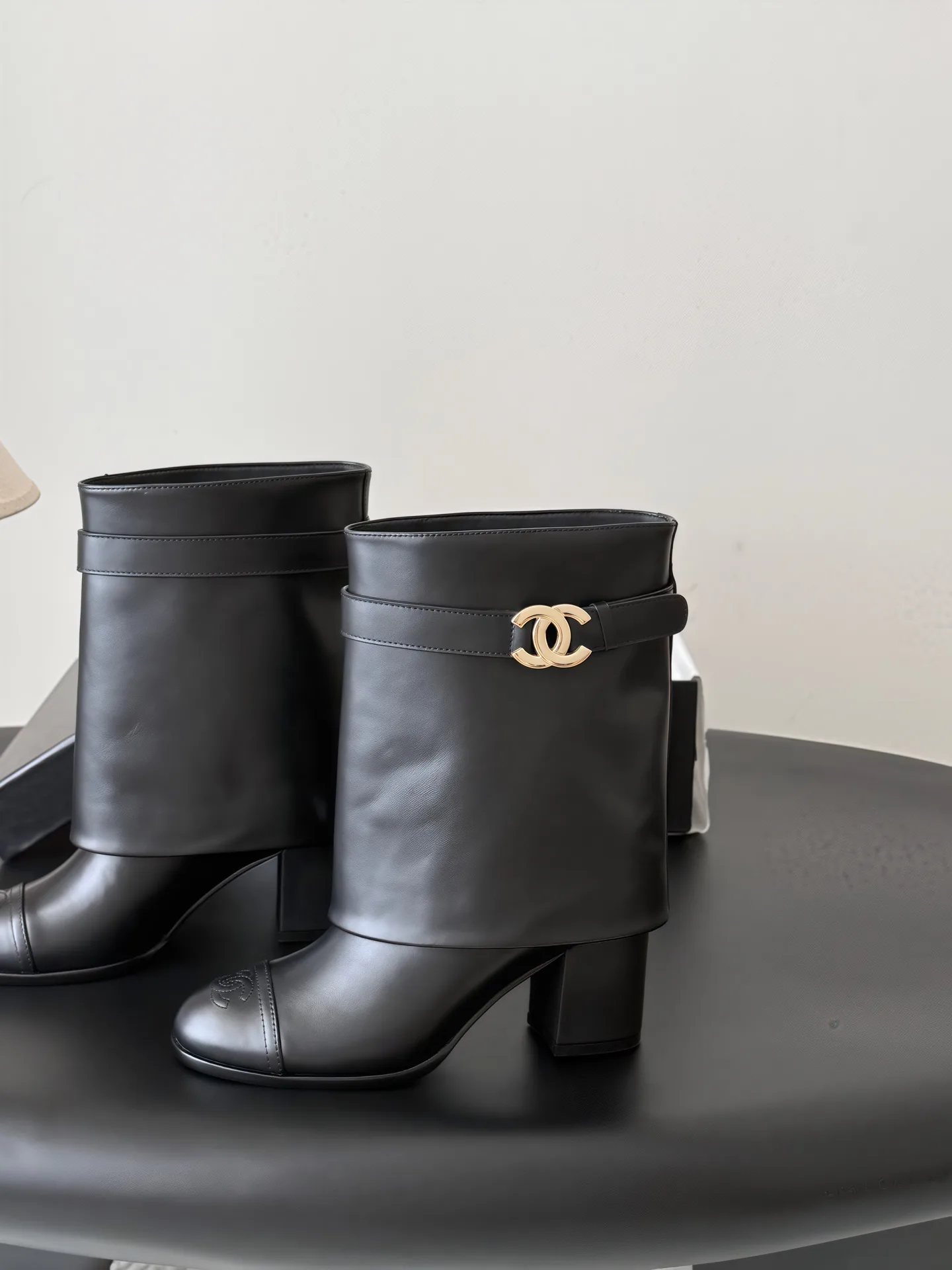 Сапоги Женские Chanel 18457798