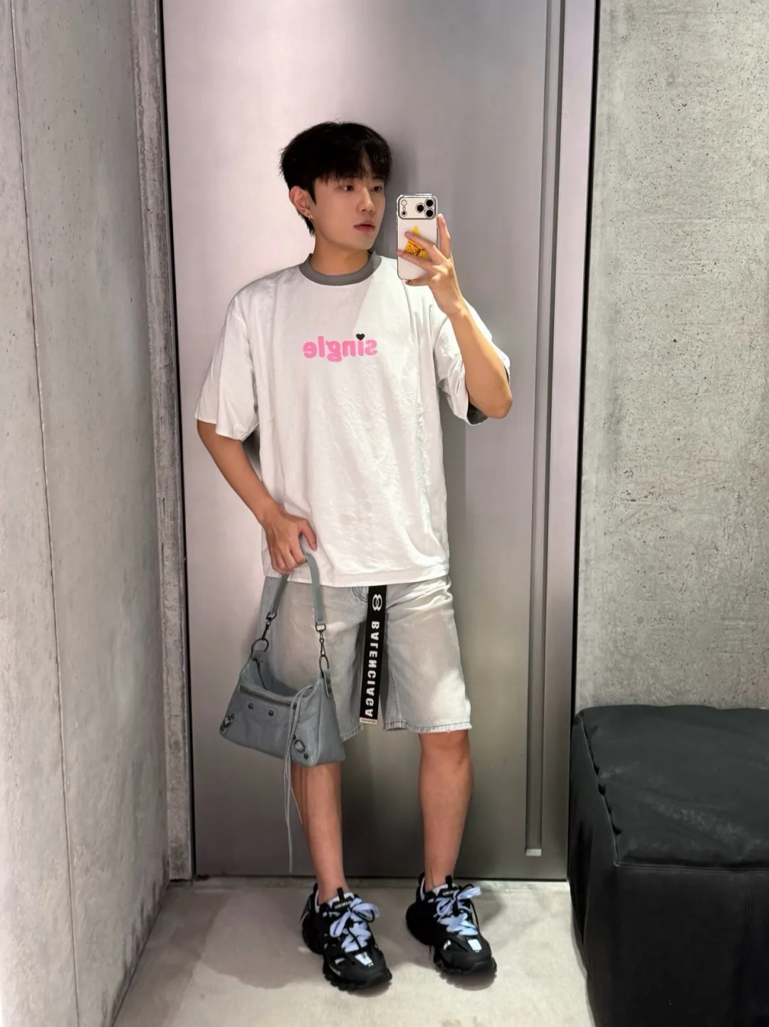 Джинсы Мужские Balenciaga 17468325
