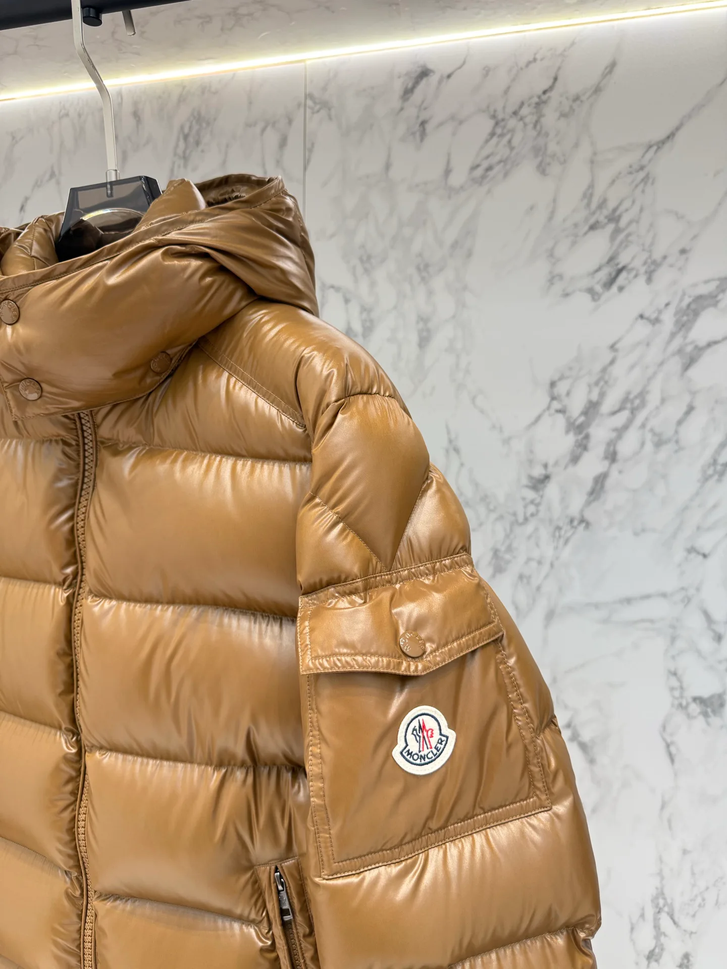 Куртки И Пуховики Мужские Moncler 17919919