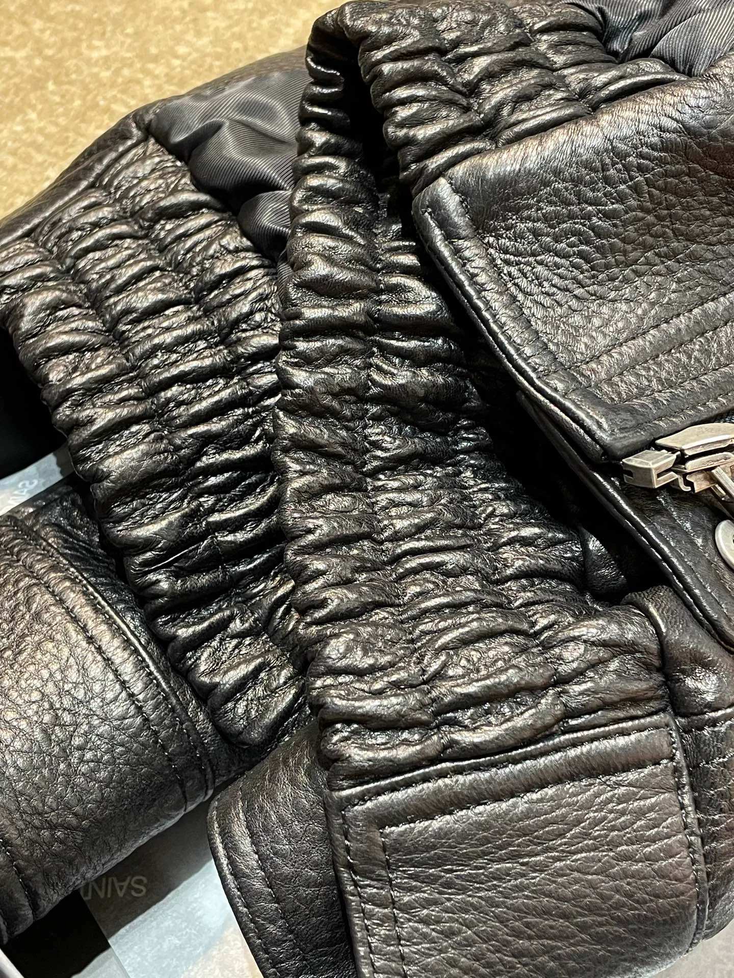 Куртки Мужские Yves Saint Laurent Куртки Мужские Yves Saint Laurent