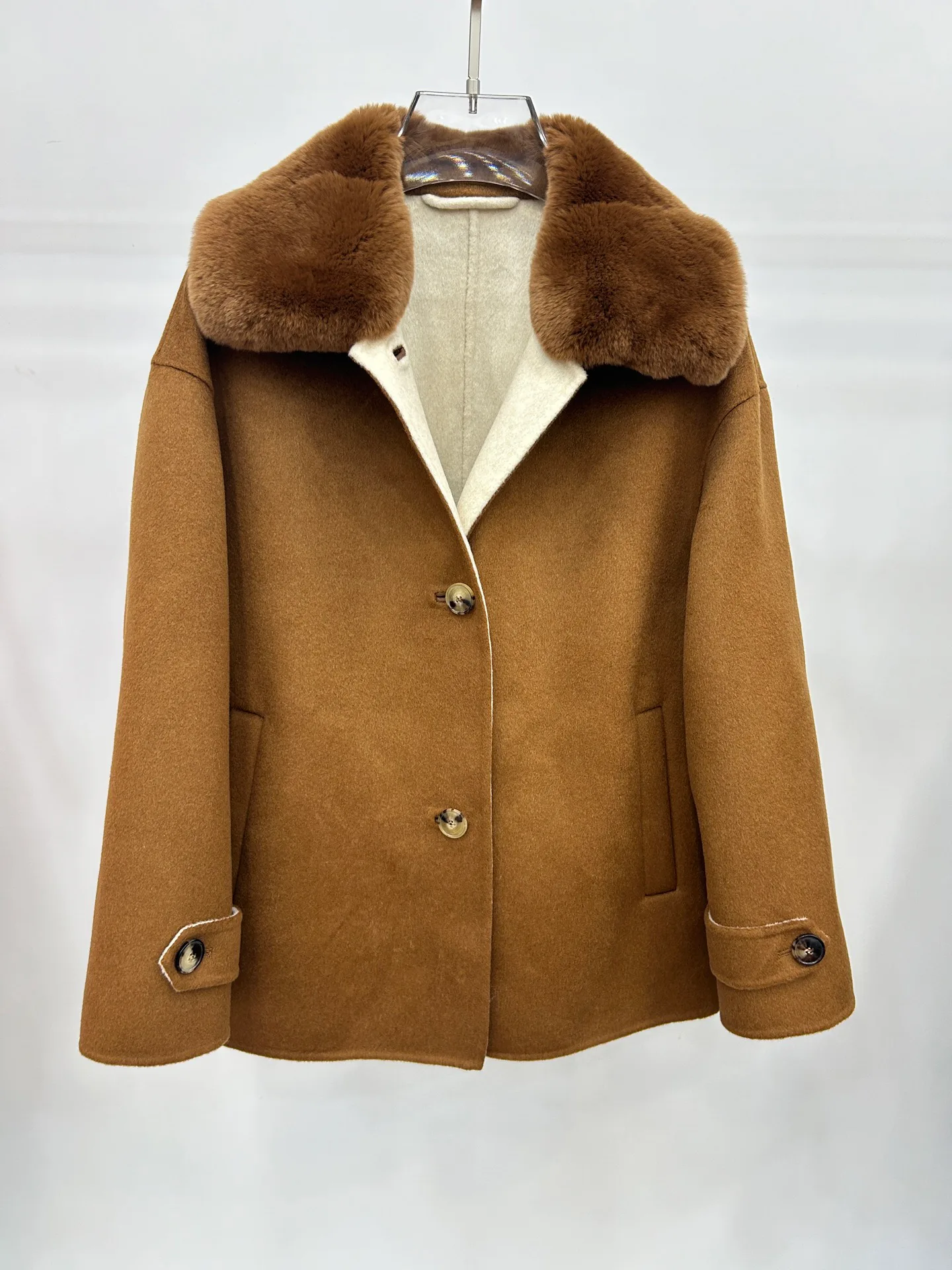 Пальто Женские Loro Piana 18399789
