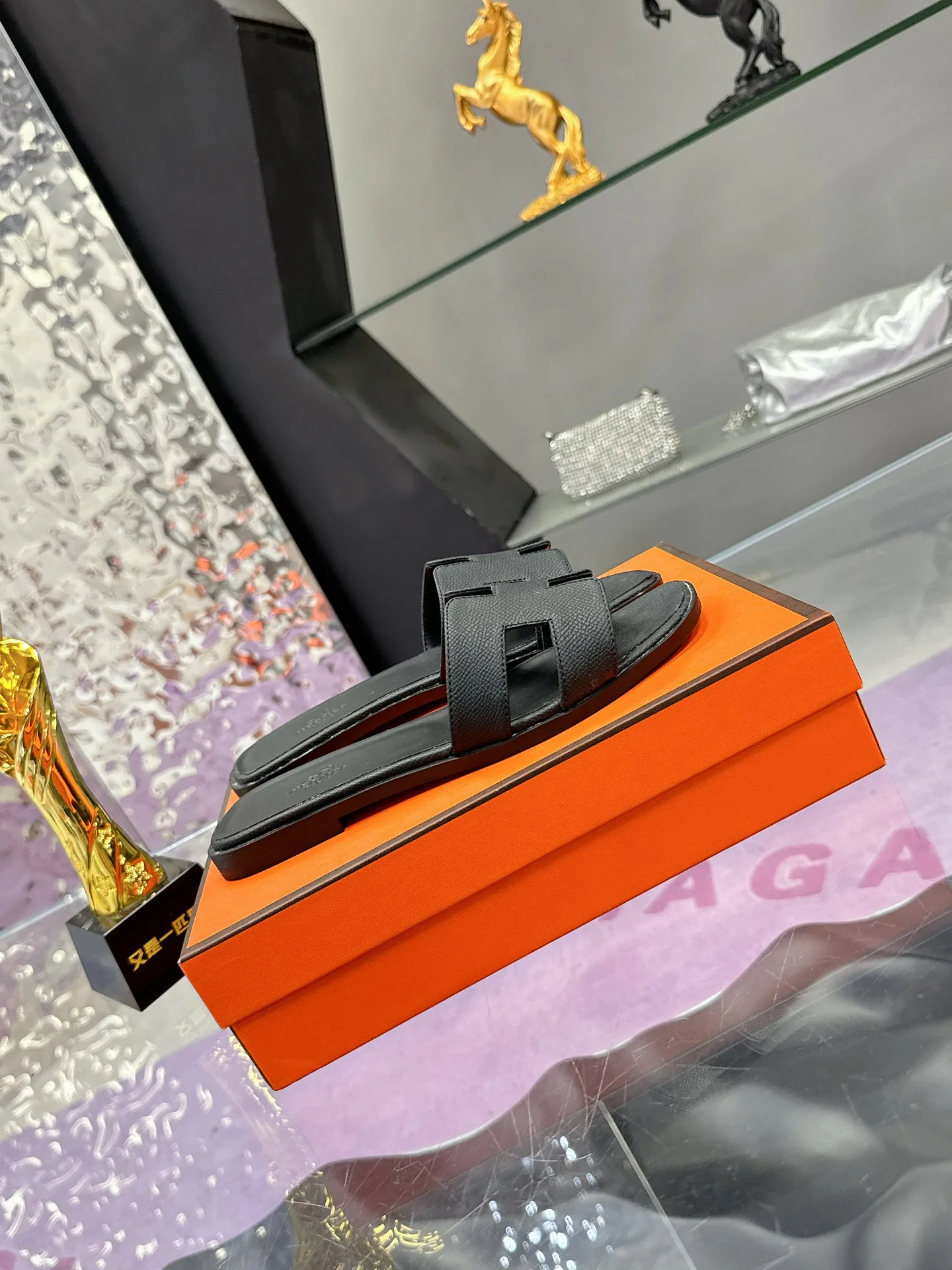 Шлепанцы Женские Hermes 17368574