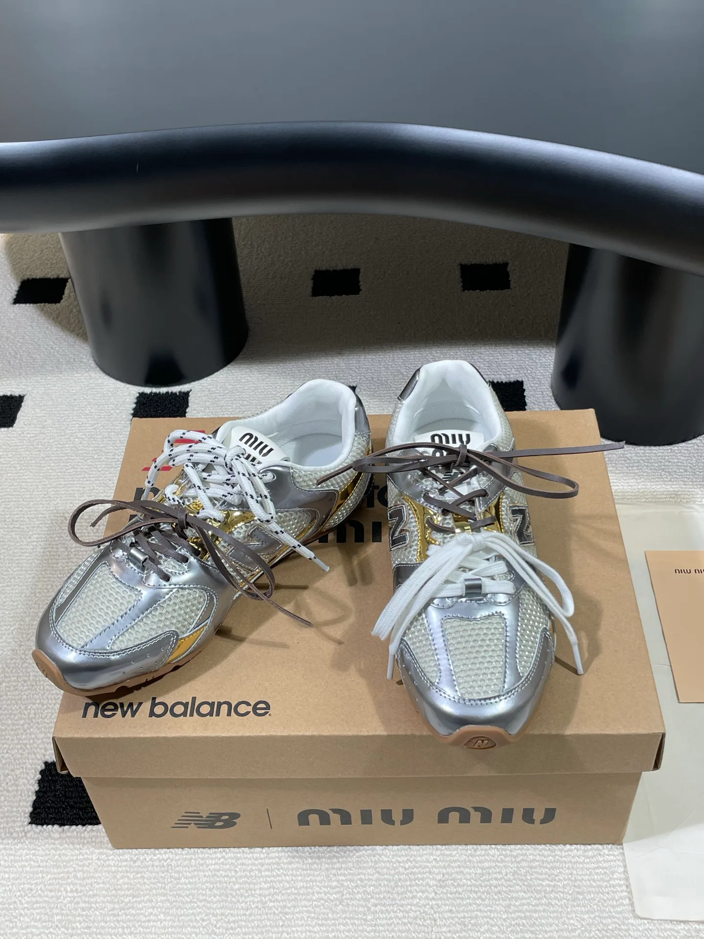 Кроссовки Женские Miu Miu 177404