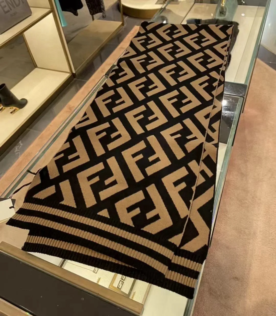 Шарфы Fendi 184265