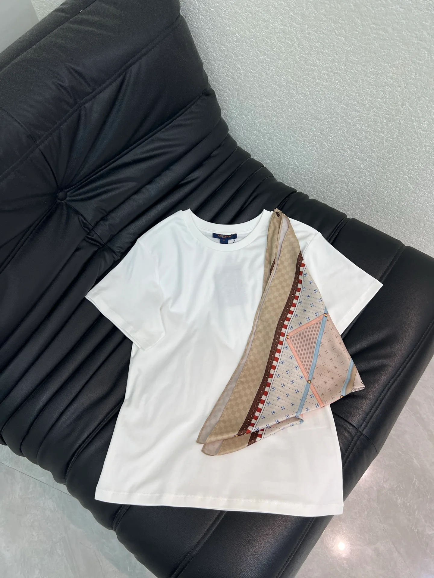 Футболки Женские Louis Vuitton 13292443