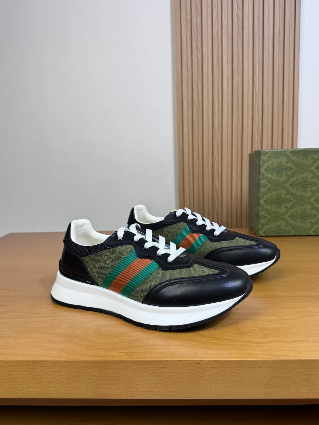 Кроссовки Мужские Gucci 115749