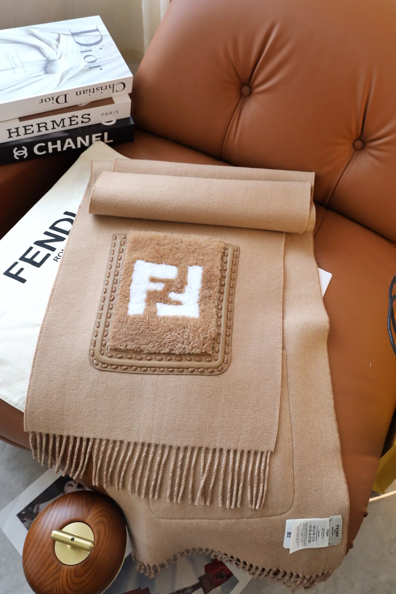 Шарфы Fendi 18265997