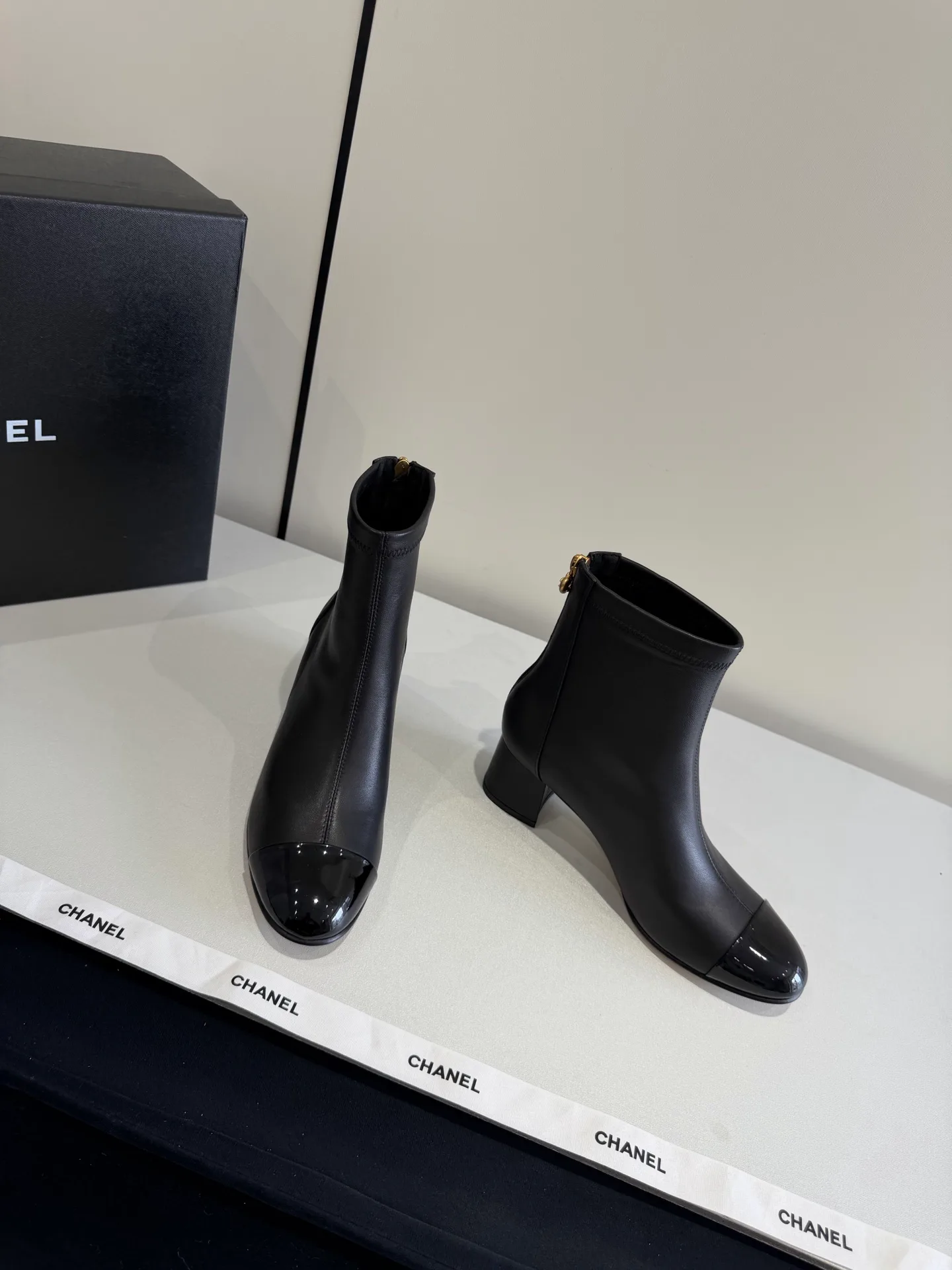 Ботильоны Женские Chanel 19270913