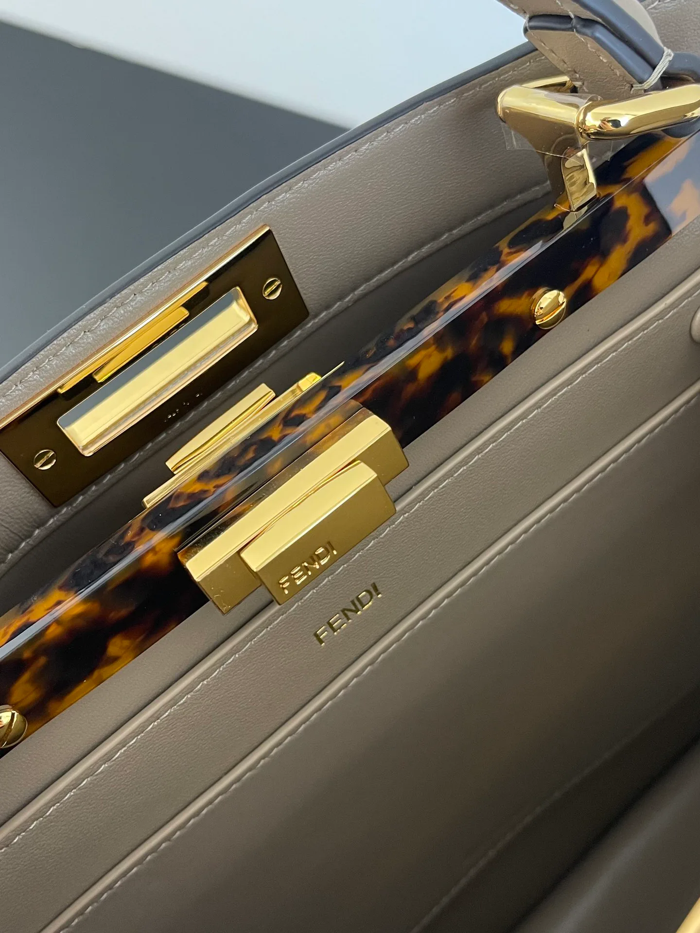 Классические Сумки Женские Fendi 13234515