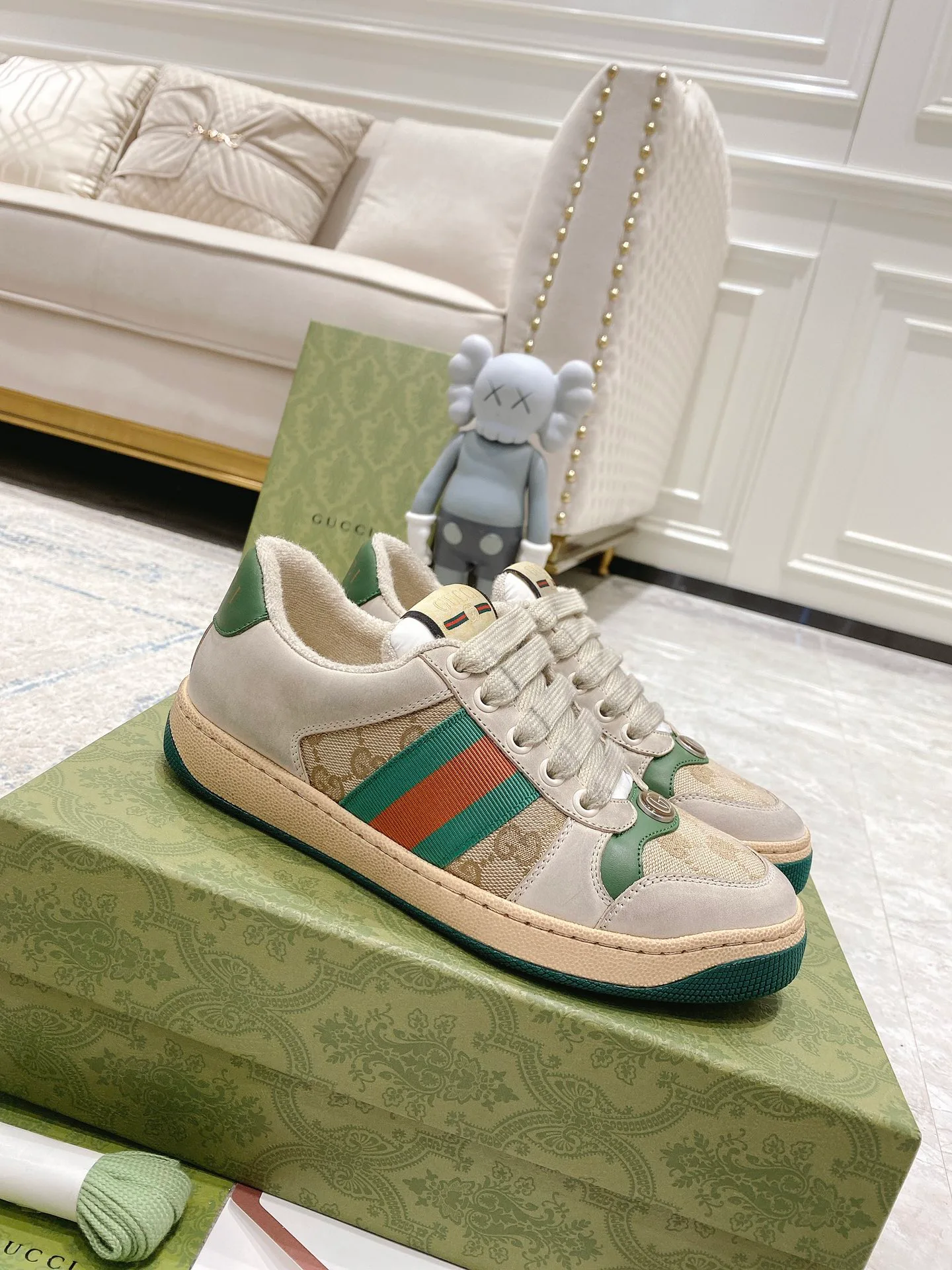 Кроссовки Женские Gucci 944983