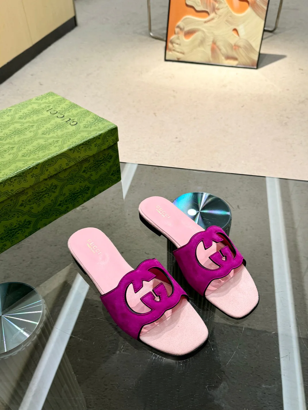 Шлепанцы Женские Gucci 11890964