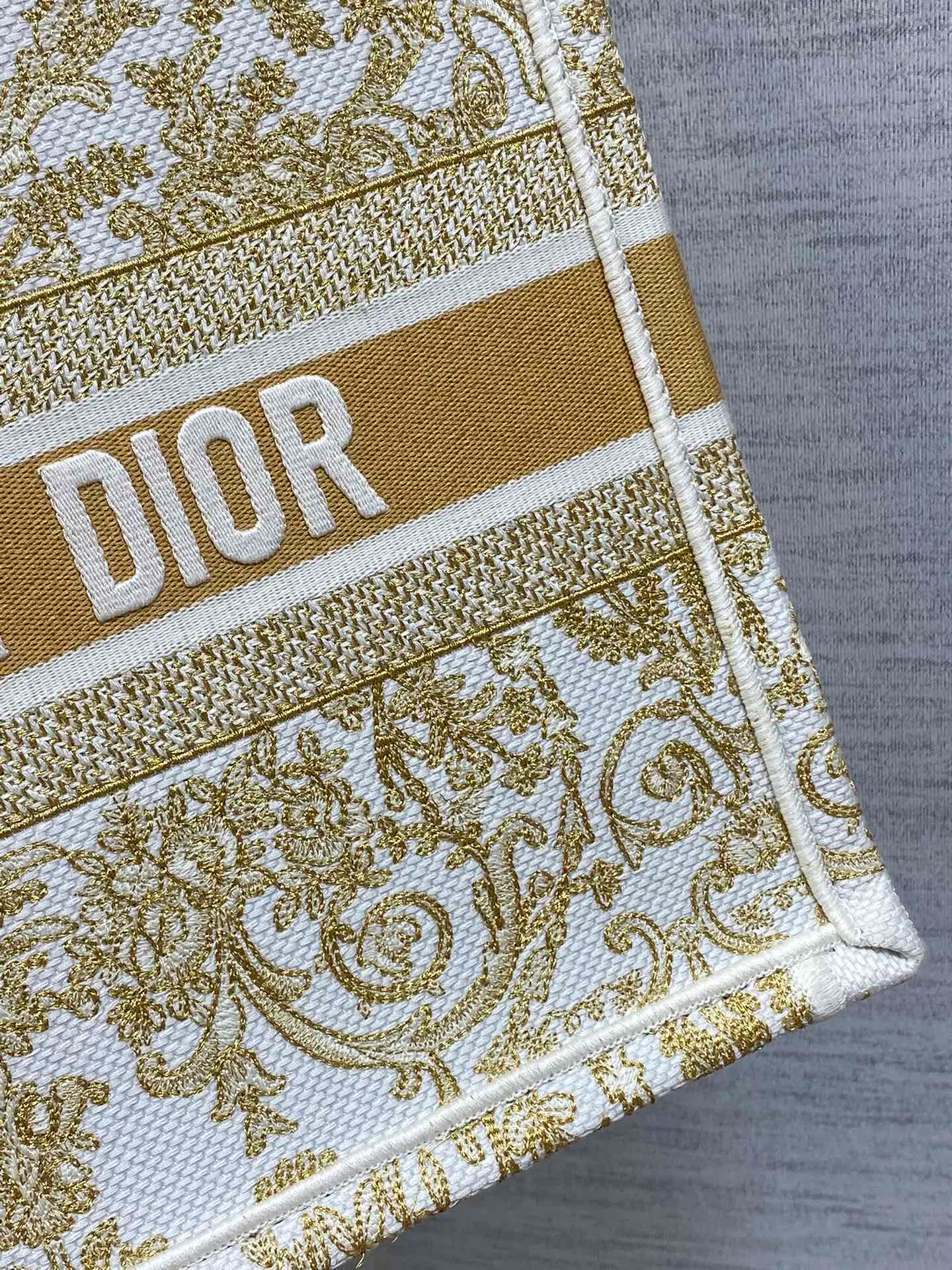 Классические Сумки Женские Christian Dior 11224054