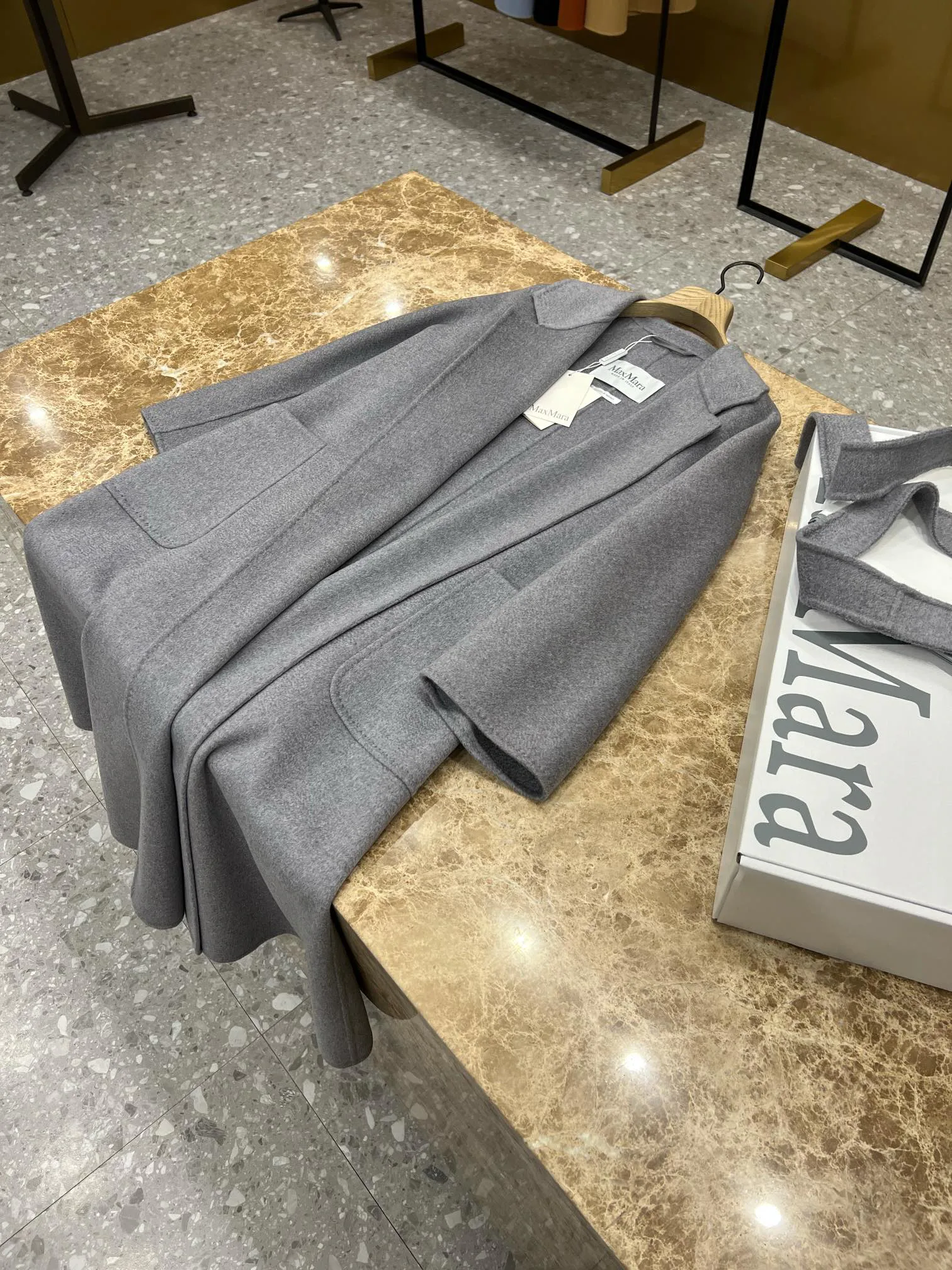 Пальто Женские Max Mara 18090291