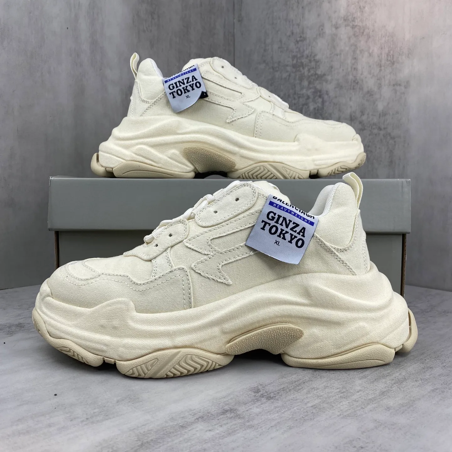Кроссовки Женские Balenciaga 11216251