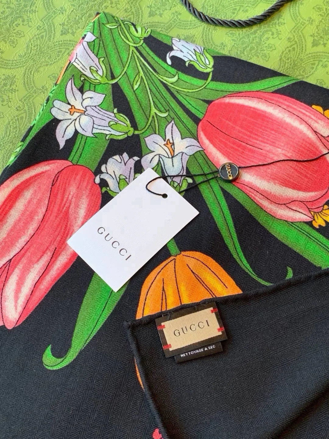 Платки Gucci 18322226