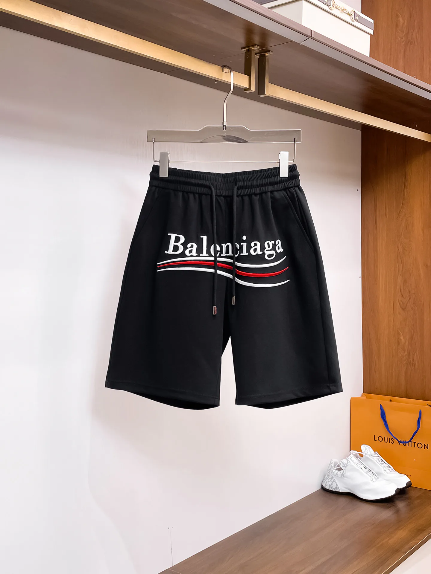 Шорты Мужские Balenciaga 13417570