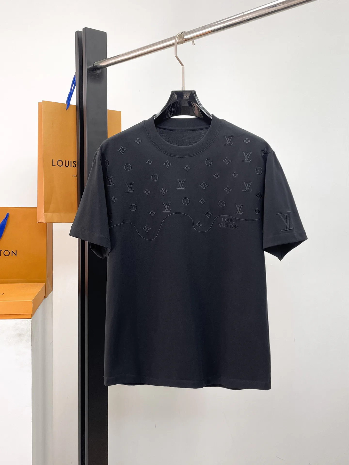 Футболки Женские Louis Vuitton 18000545