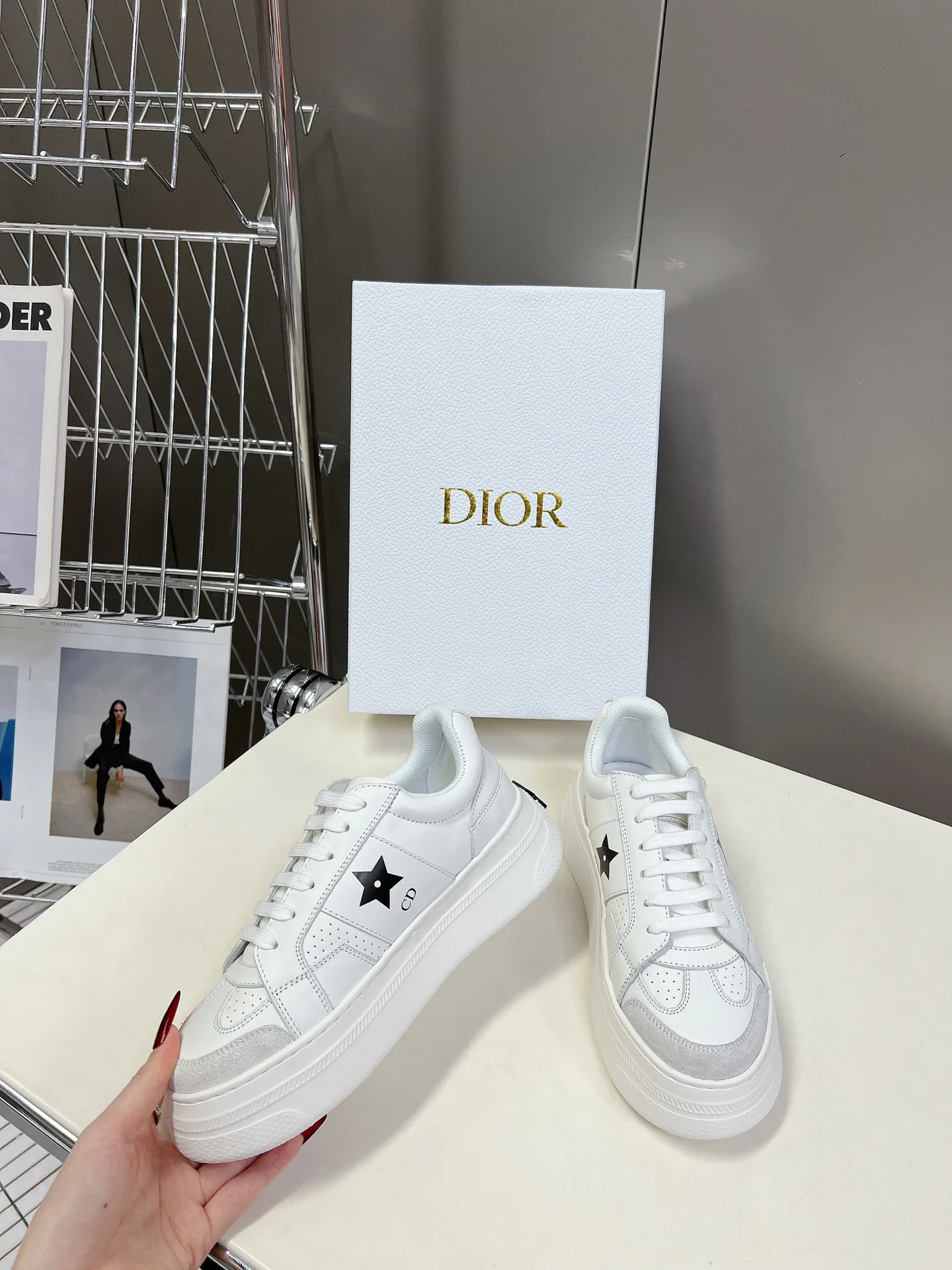 Кроссовки Женские Christian Dior 18005357
