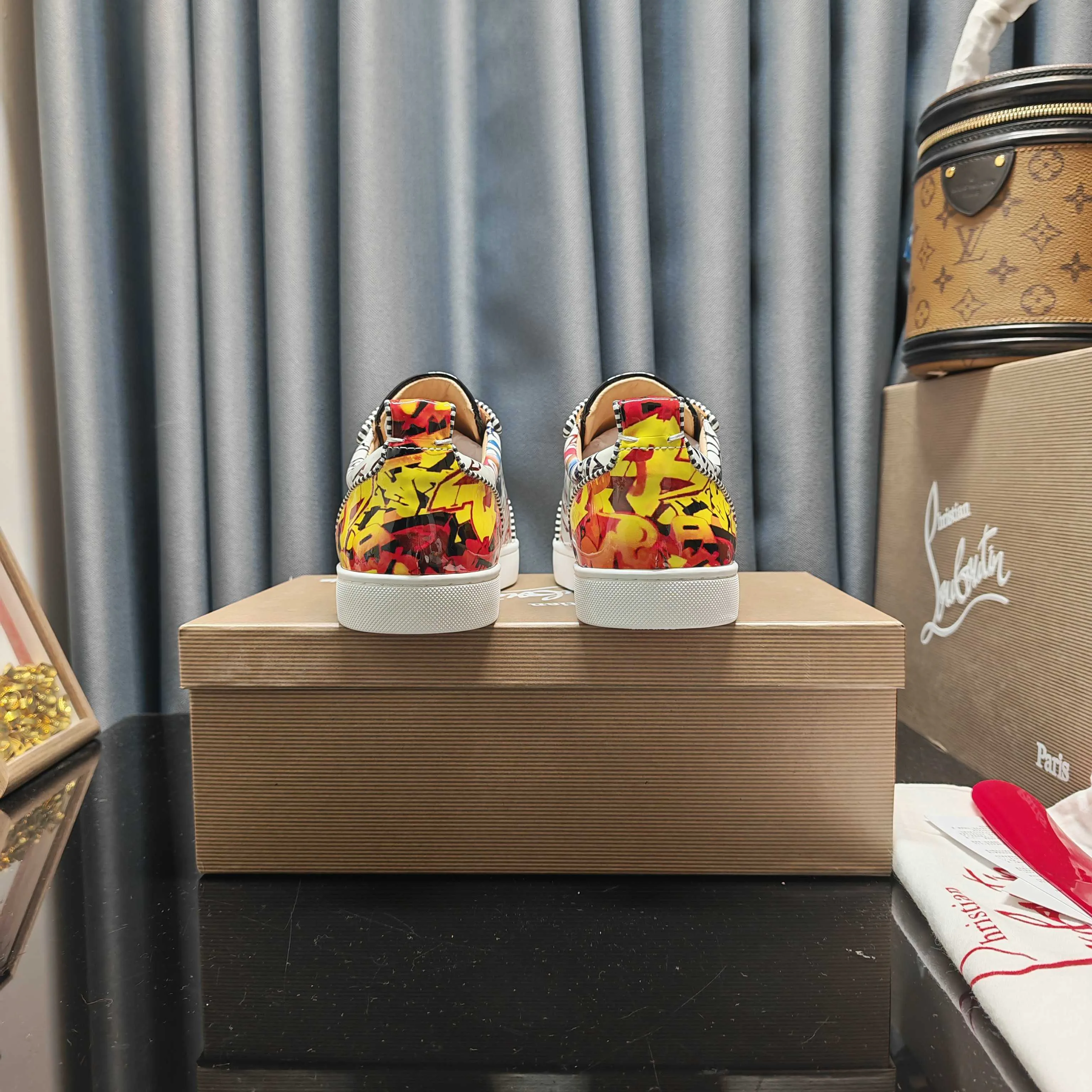 Кеды Женские Christian Louboutin 3958089