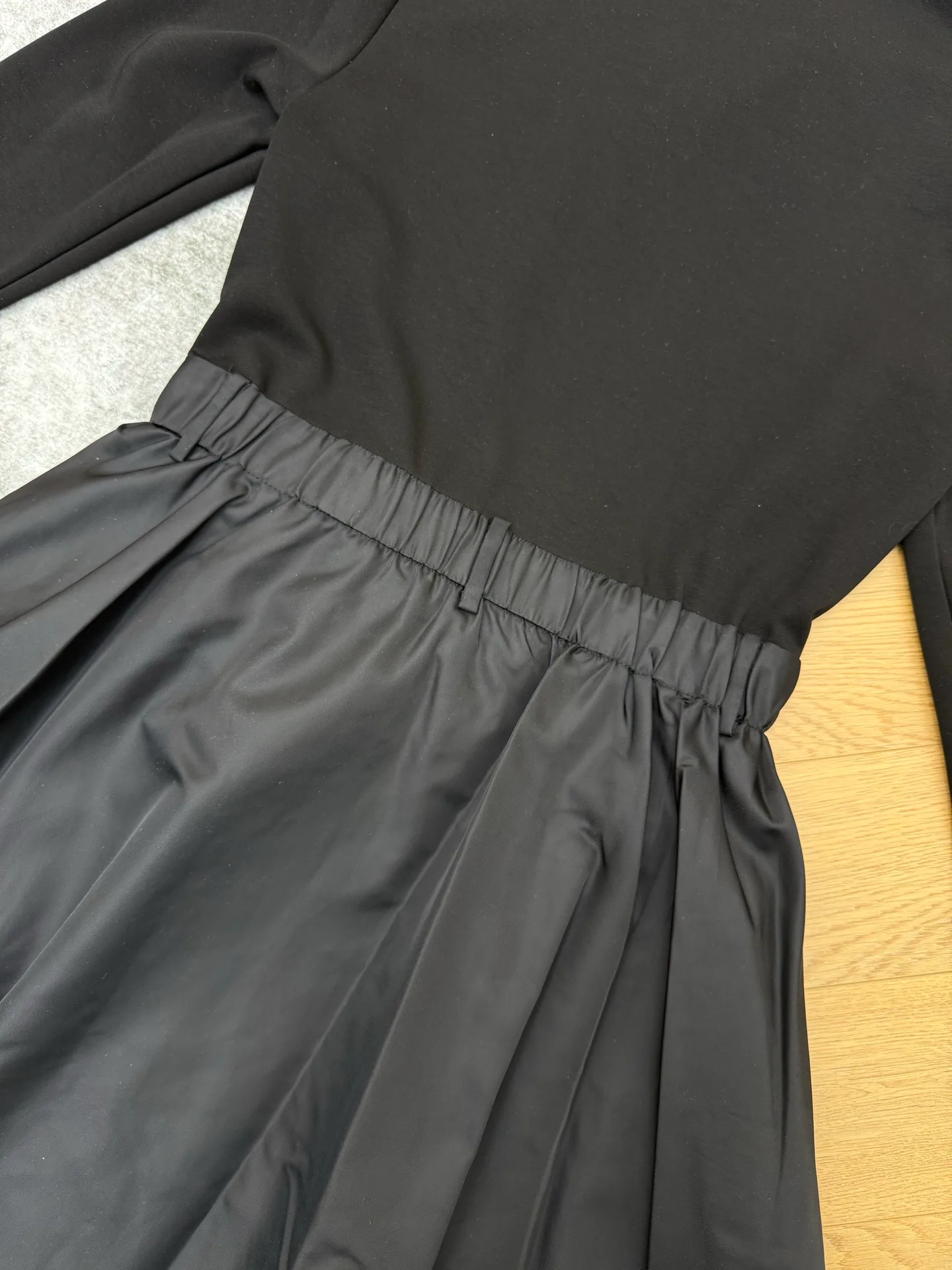 Платья Женские Prada 11363427