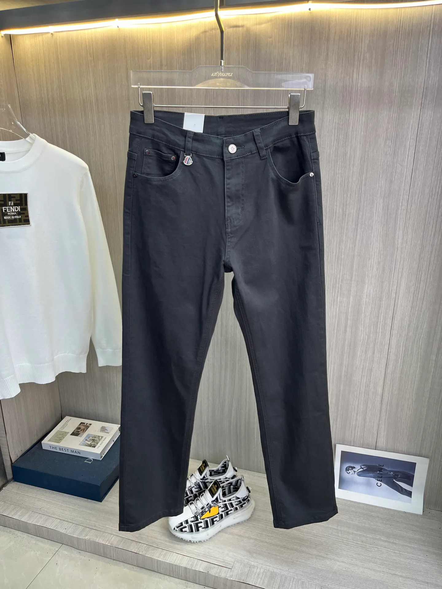 Джинсы Мужские Moncler 18492085