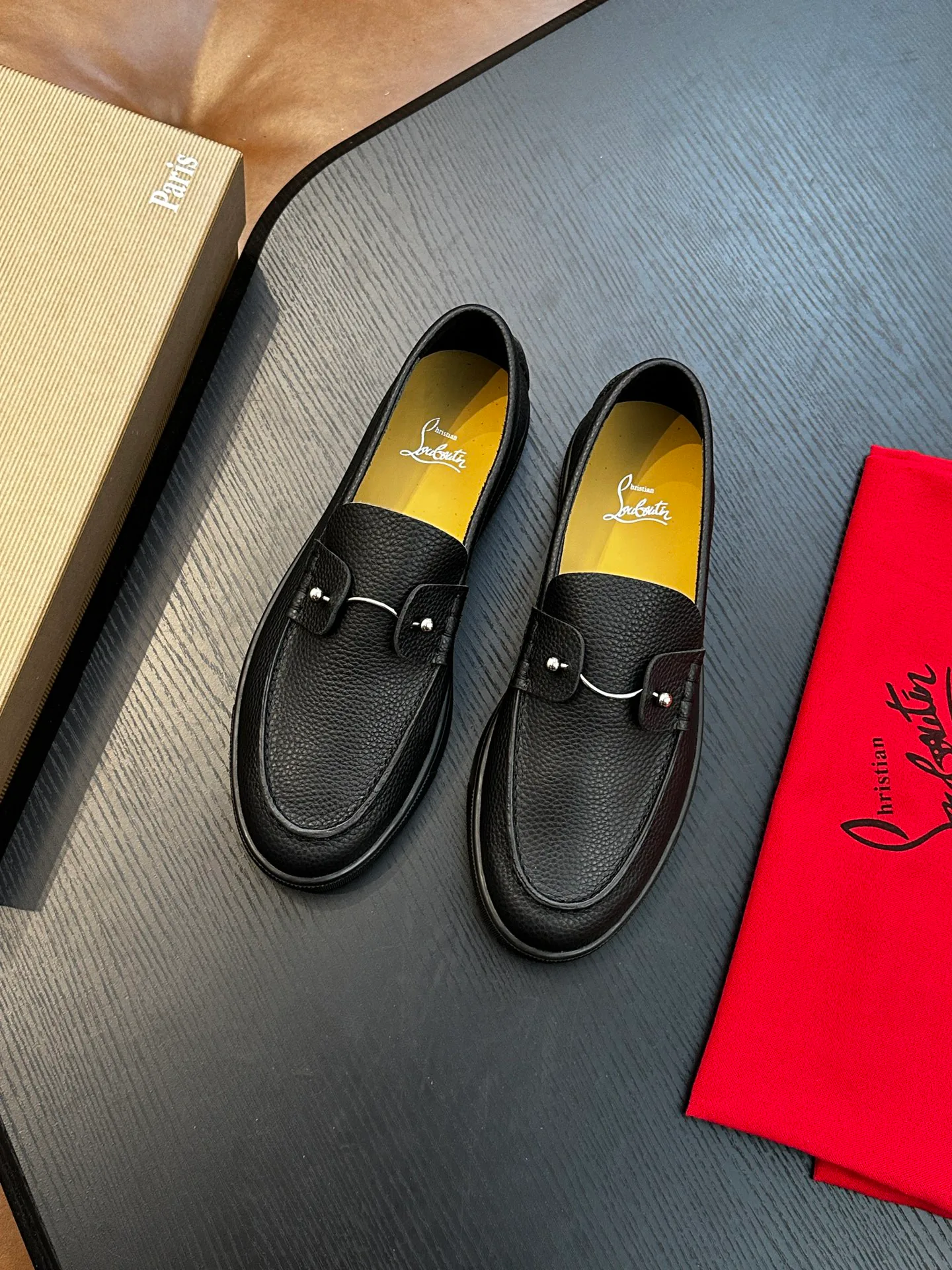 Кроссовки Мужские Christian Louboutin 11606963