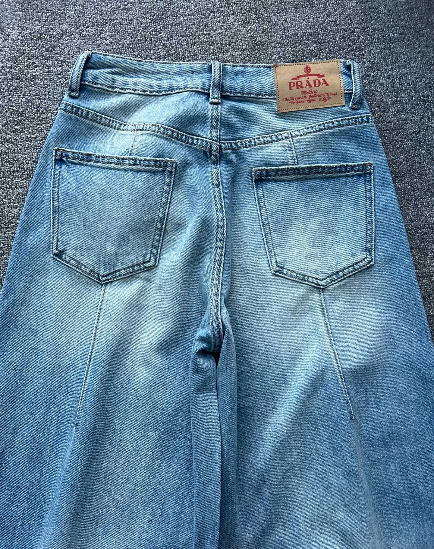 Джинсы Женские Prada 3538