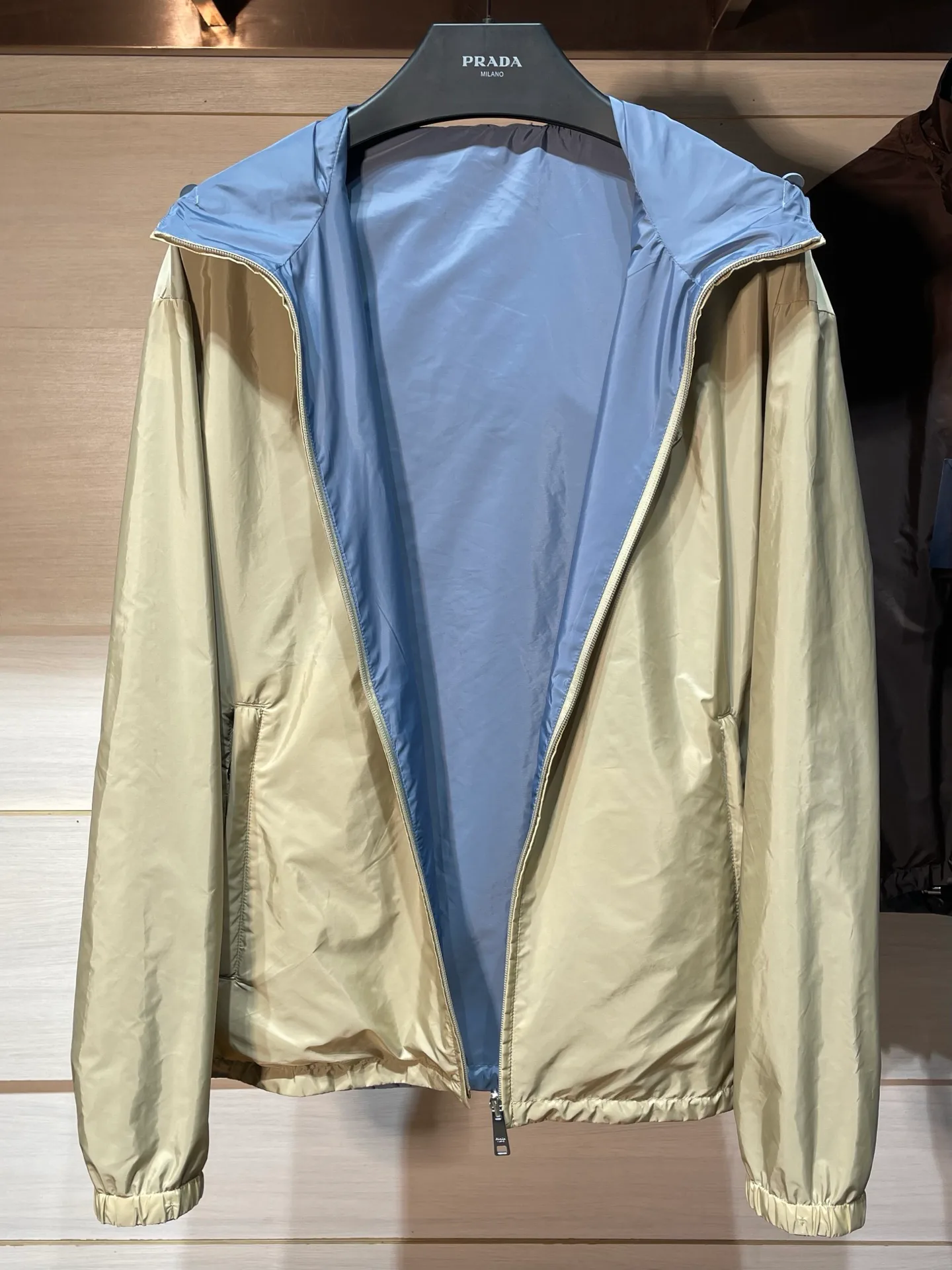 Куртки И Пуховики Мужские Prada 18236049