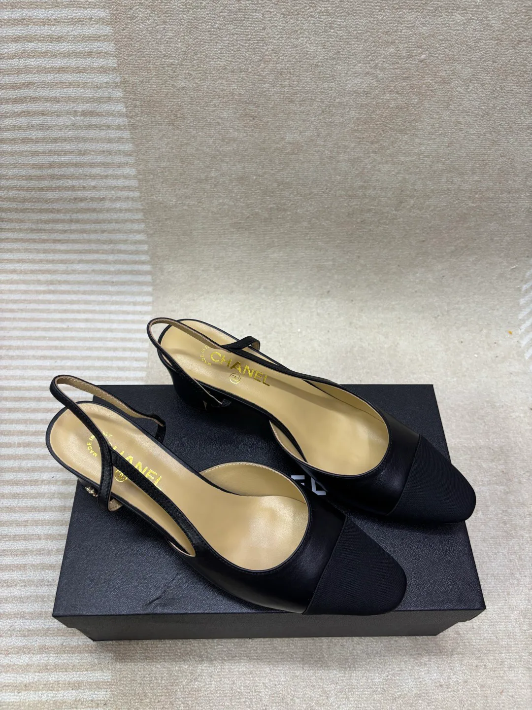 Босоножки Женские Chanel 17609819