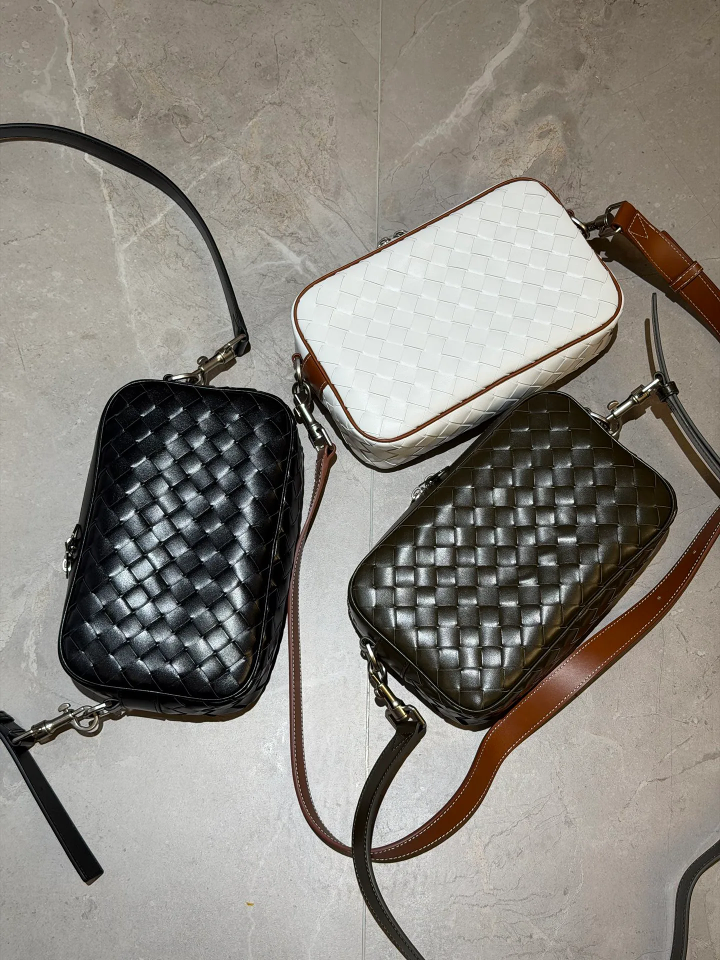 Сумки На Ремне Женские Bottega Veneta 5048390