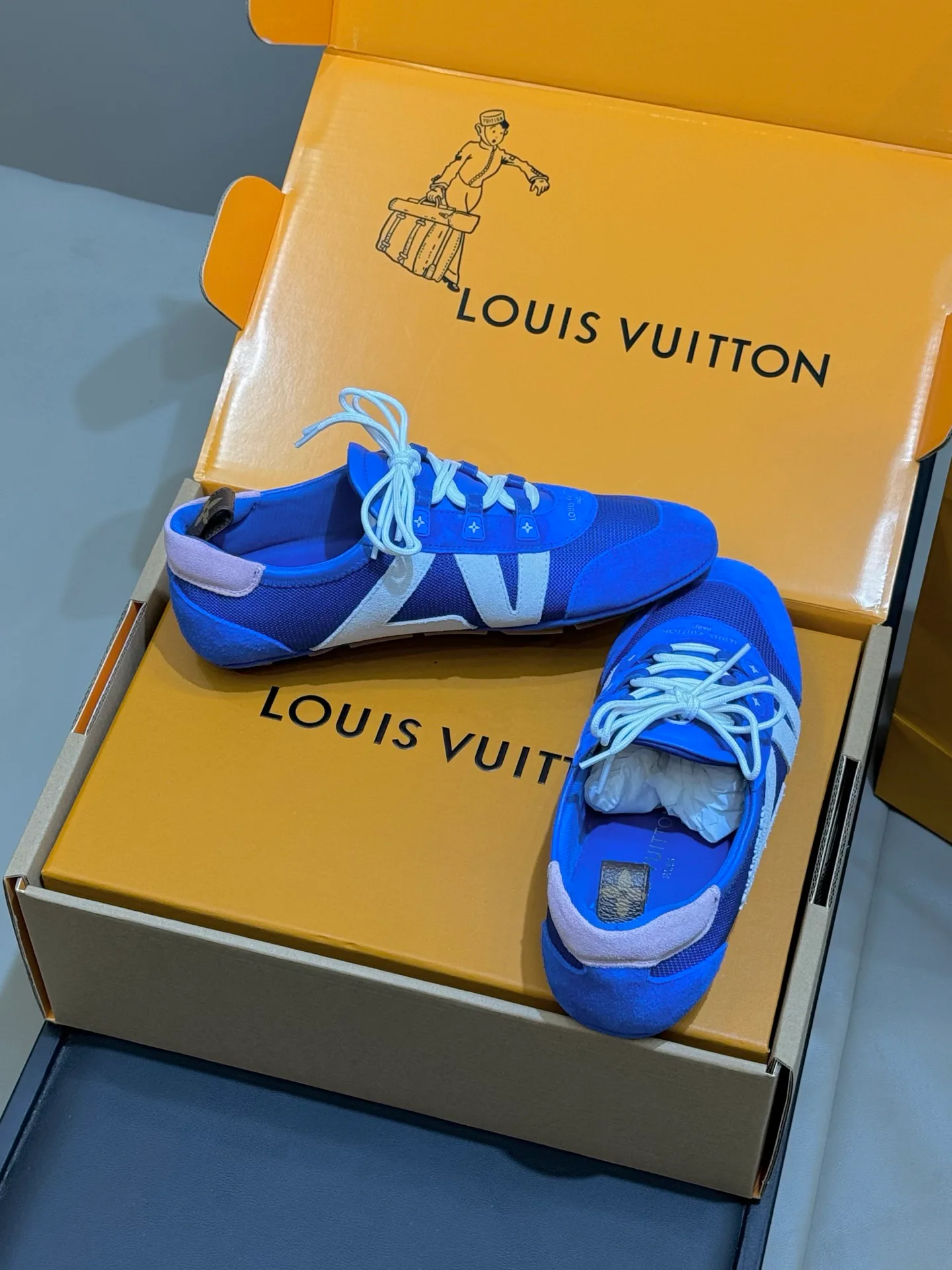 Кроссовки Женские Louis Vuitton 1130766