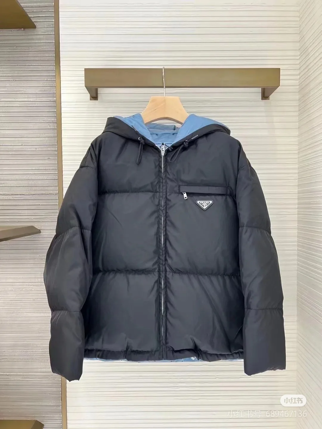 Куртки И Пуховики Женские Prada 813089