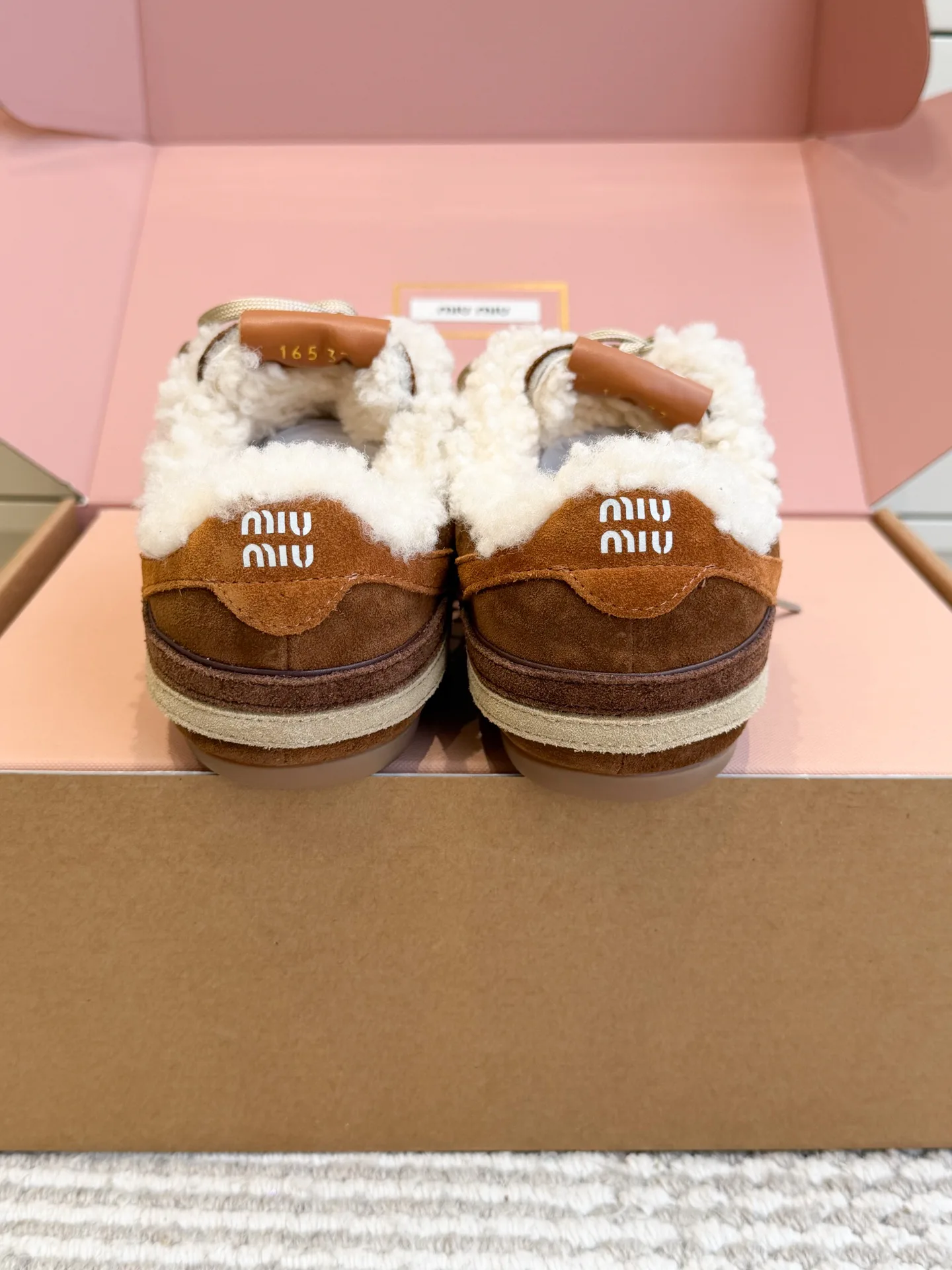 Кроссовки Женские Miu Miu 18731676