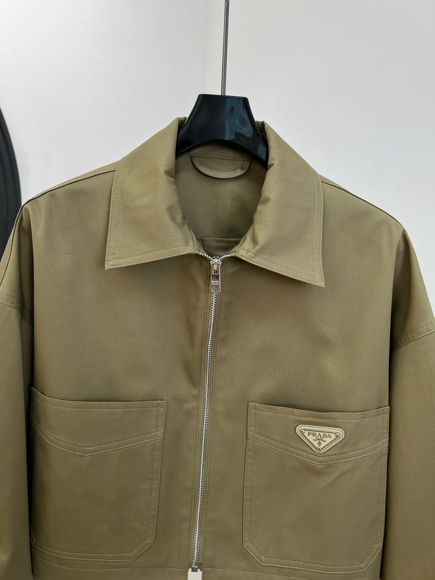Куртки И Пуховики Женские Prada 18149663