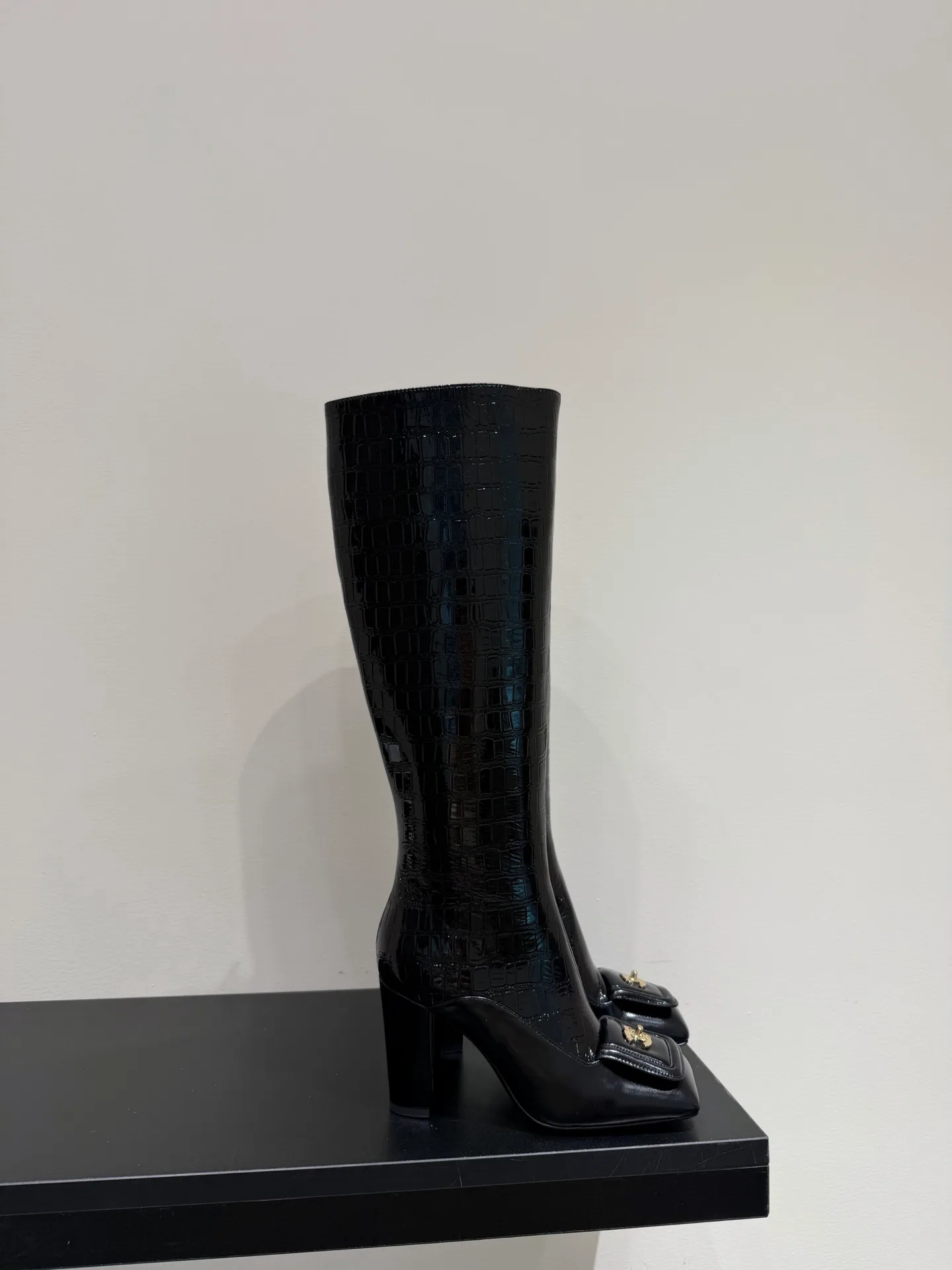 Сапоги Женские Chanel 18087899