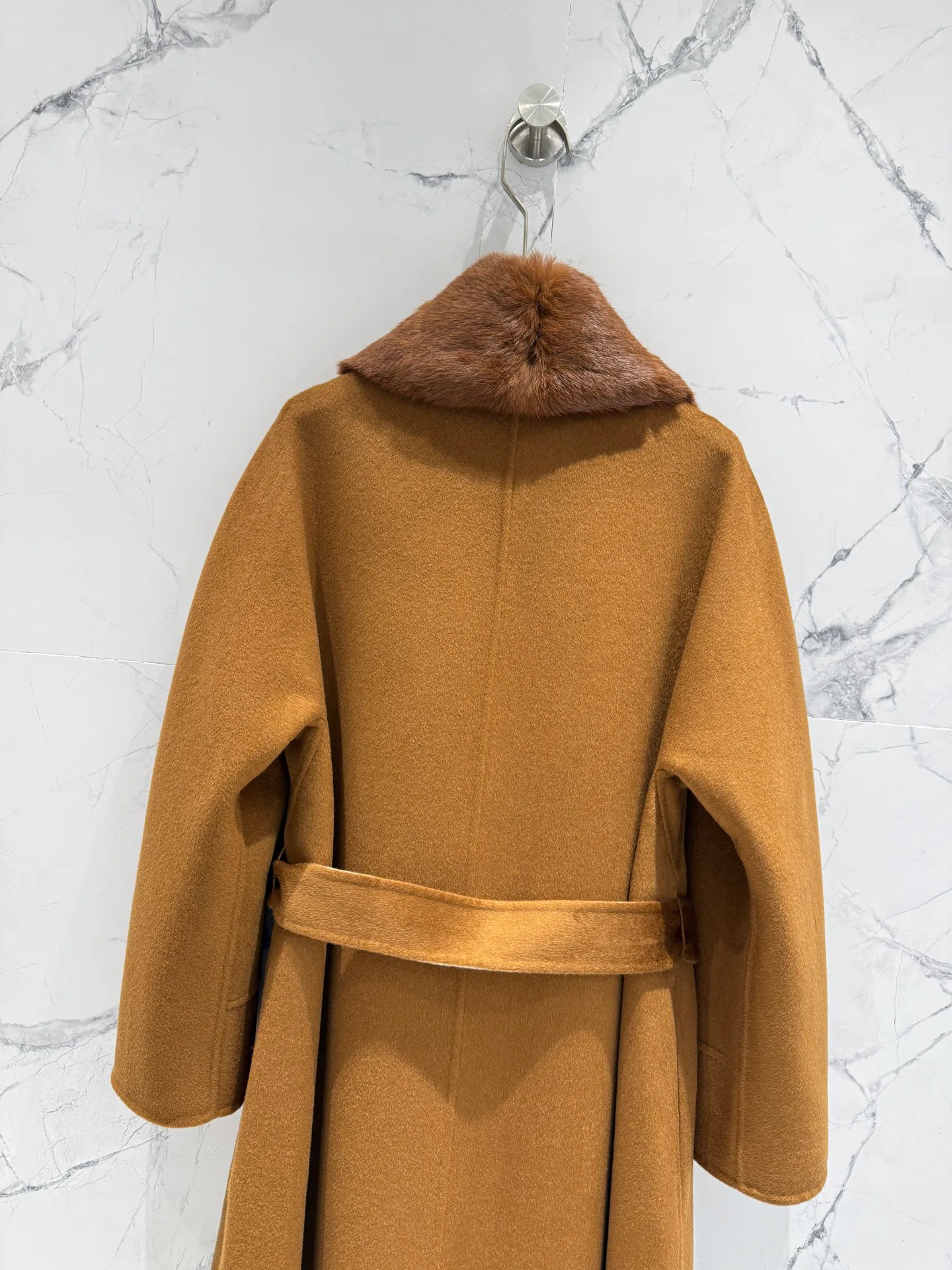 Пальто Женские Loro Piana 18872840