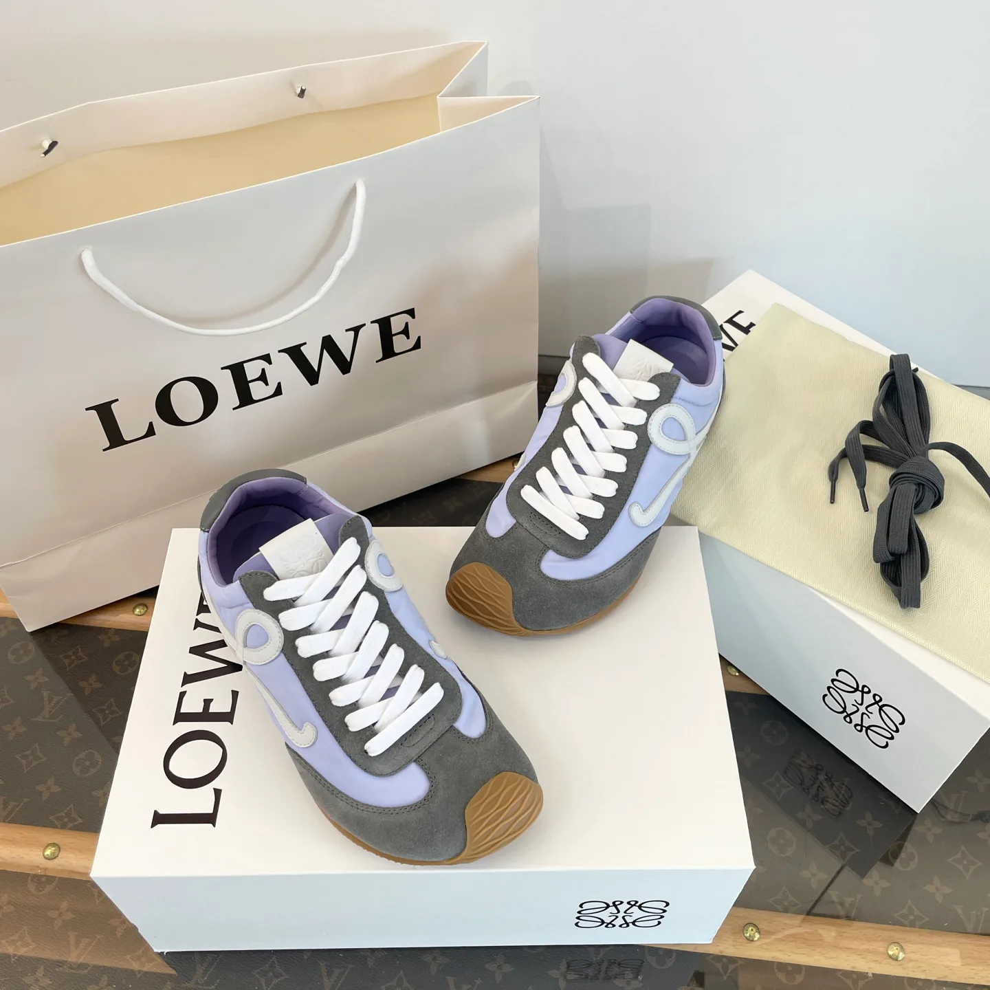 Кроссовки Женские Loewe 69824