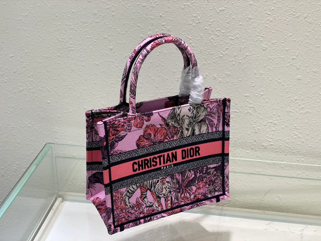 Классические Сумки Женские Christian Dior 17868