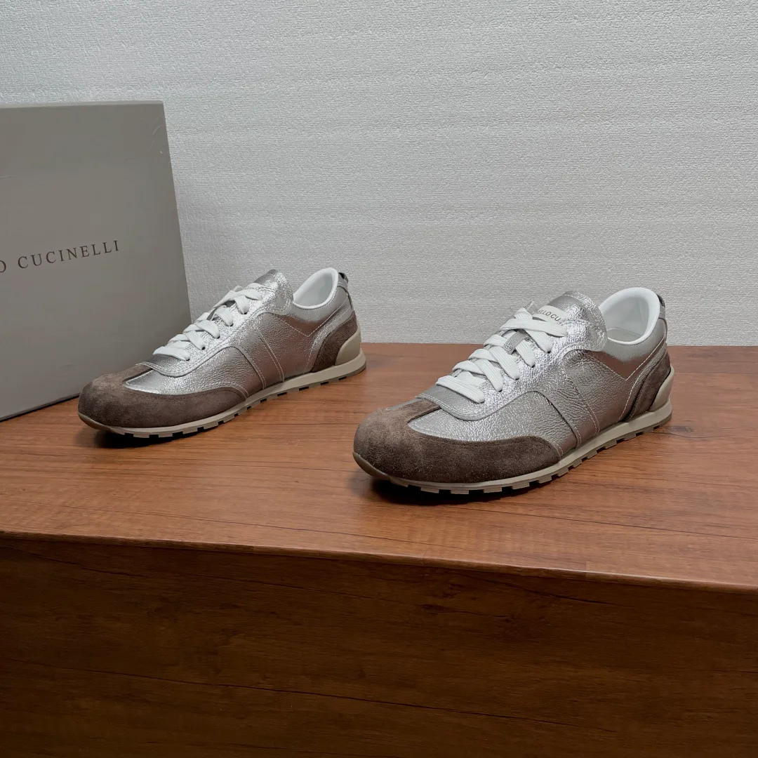 Кроссовки Женские Brunello Cucinelli 18296830