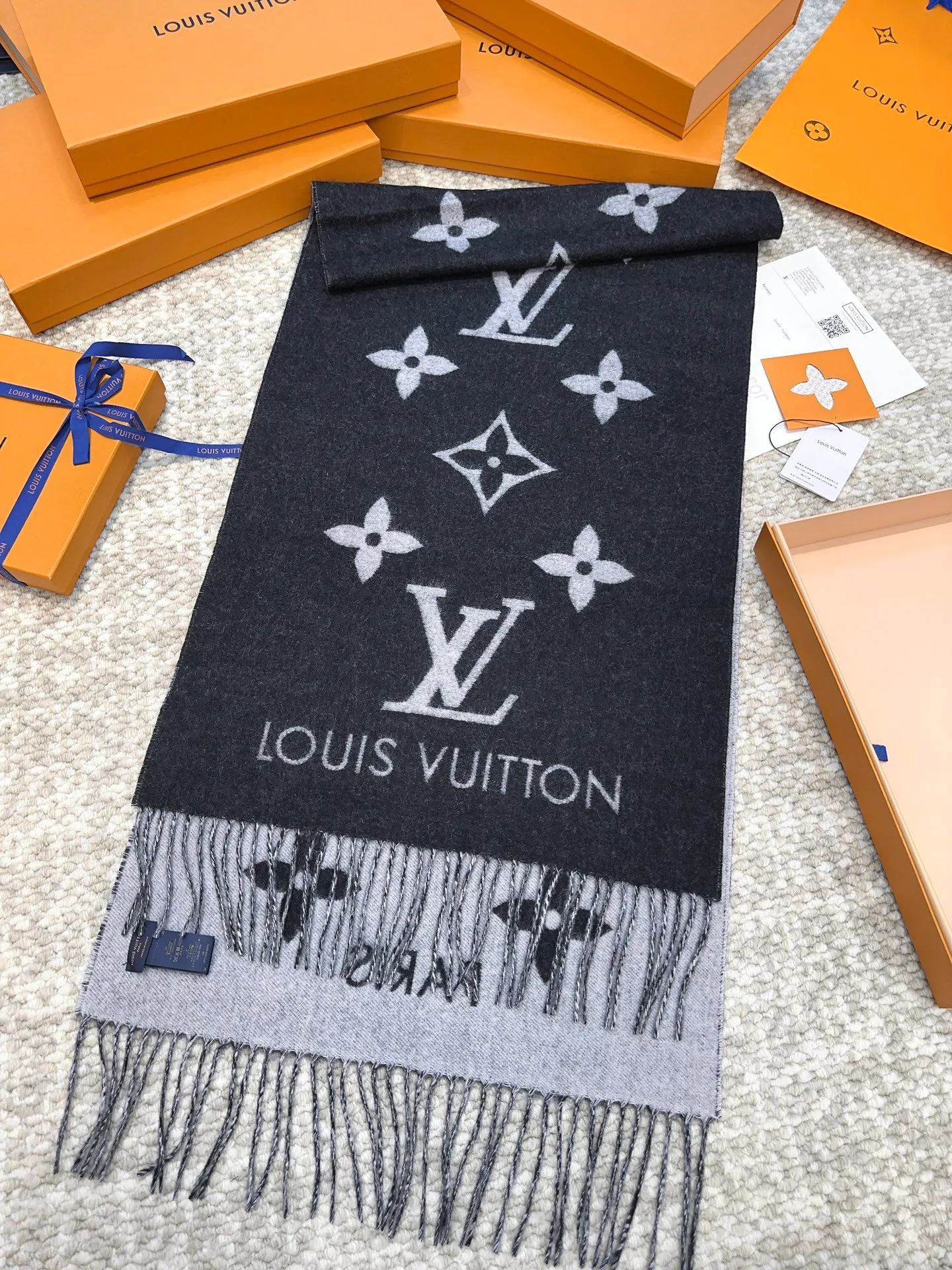 Шарфы Louis Vuitton 475670