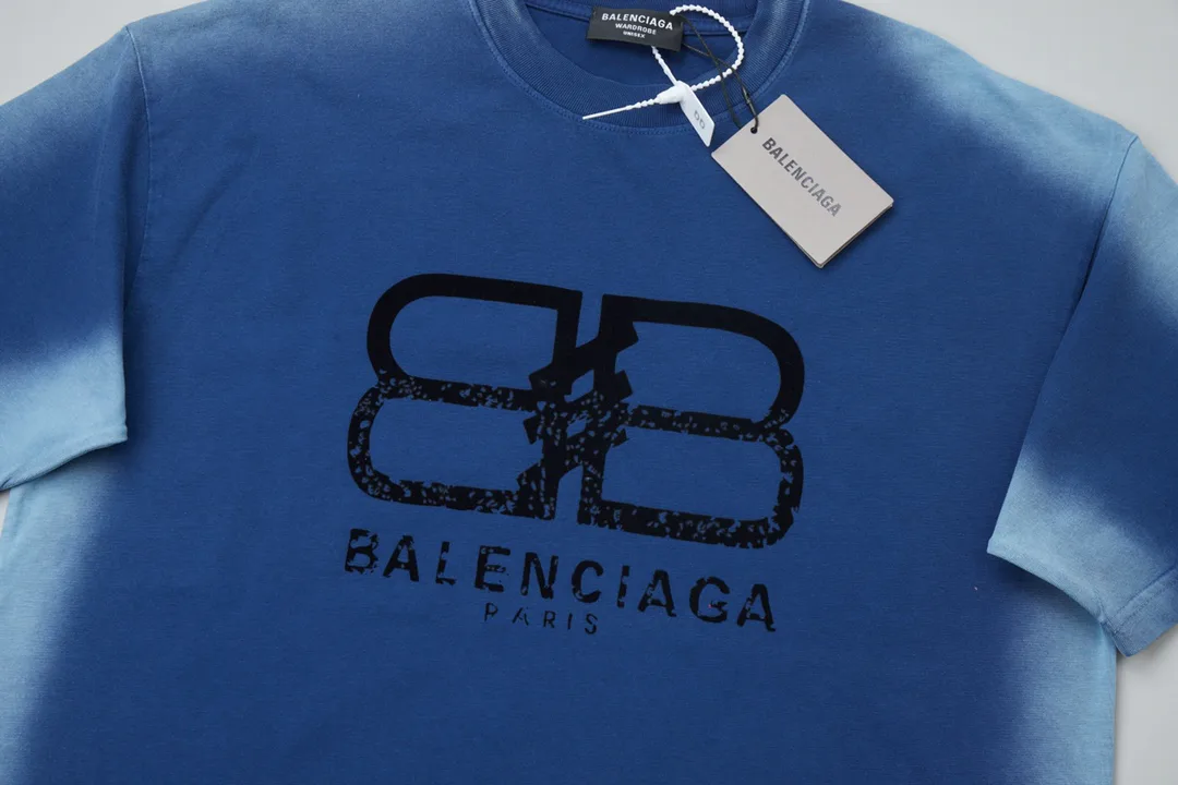 Футболки Женские Balenciaga 25902