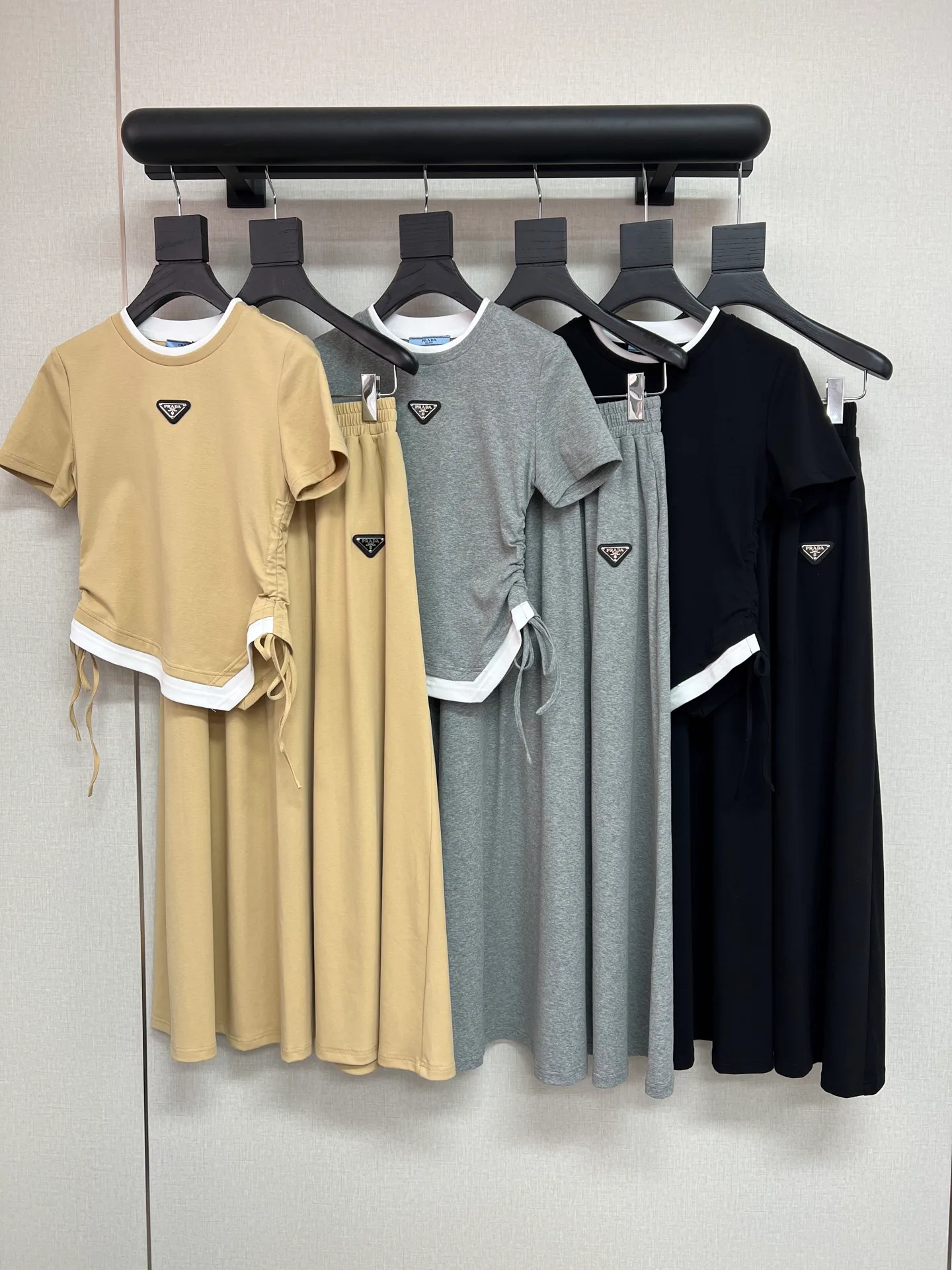 Костюмы Женские Prada 11409416