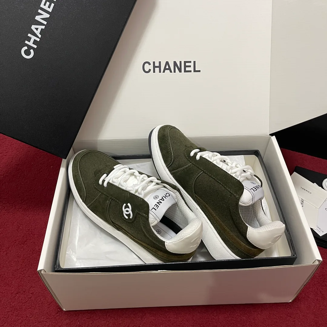 Кроссовки Женские Chanel 18195105