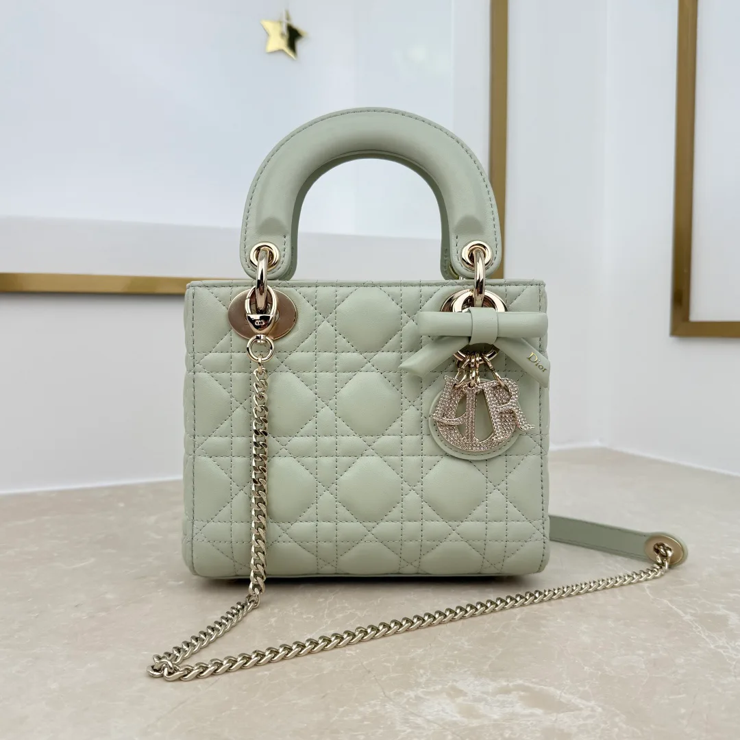 Классические Сумки Женские Christian Dior 18116216