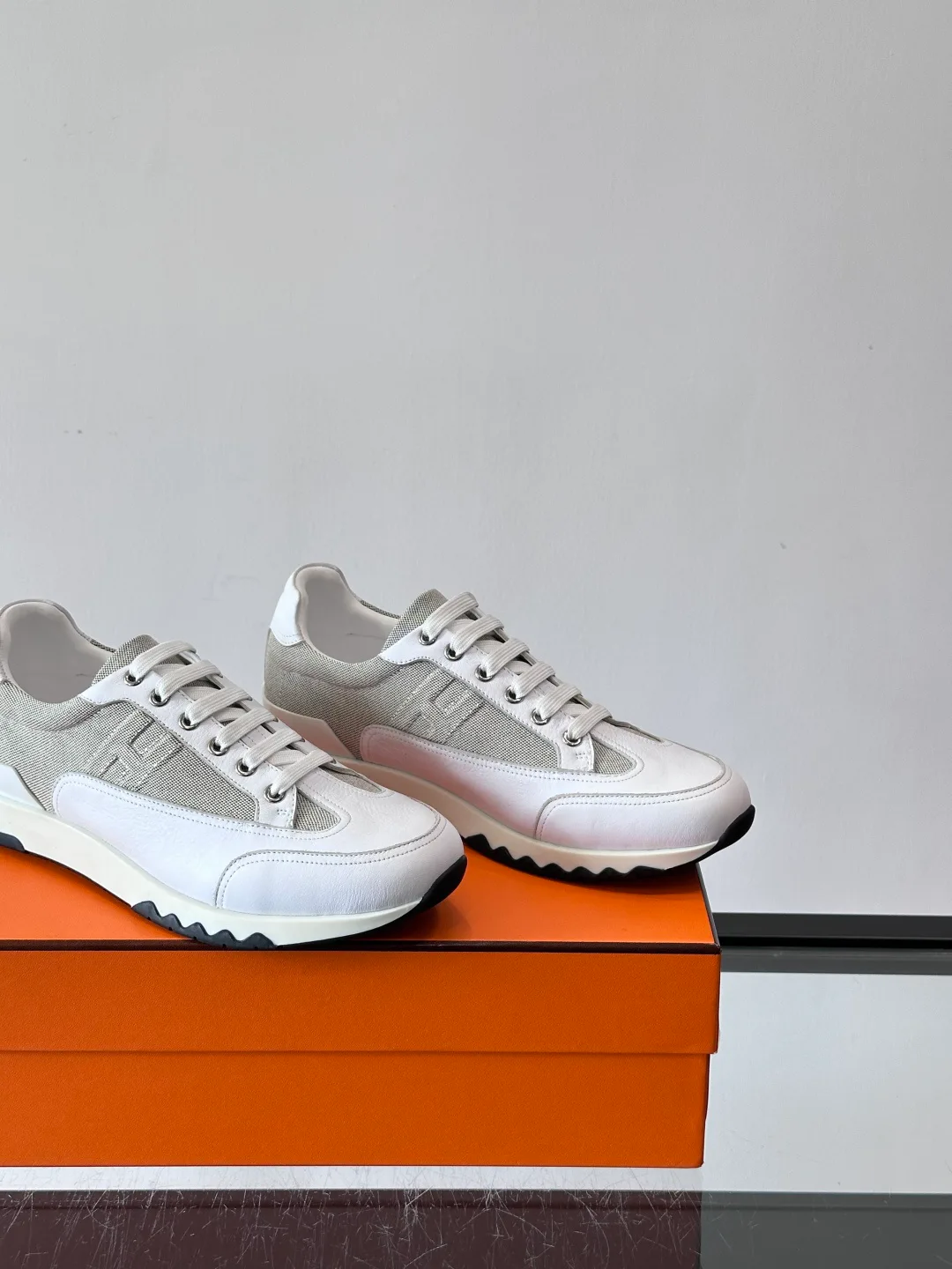 Кроссовки Женские Hermes 289720